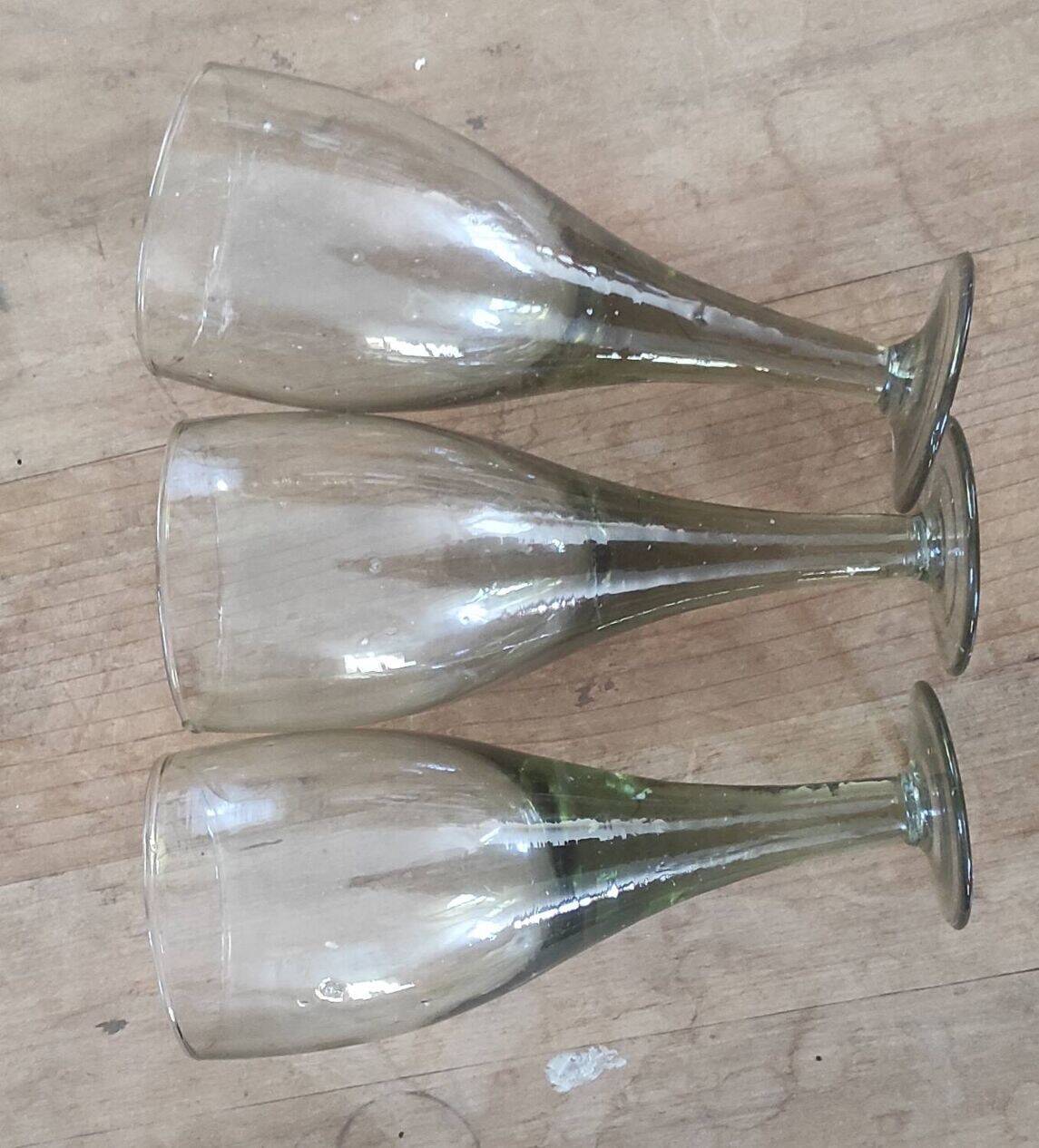 3 glasses 23 cm