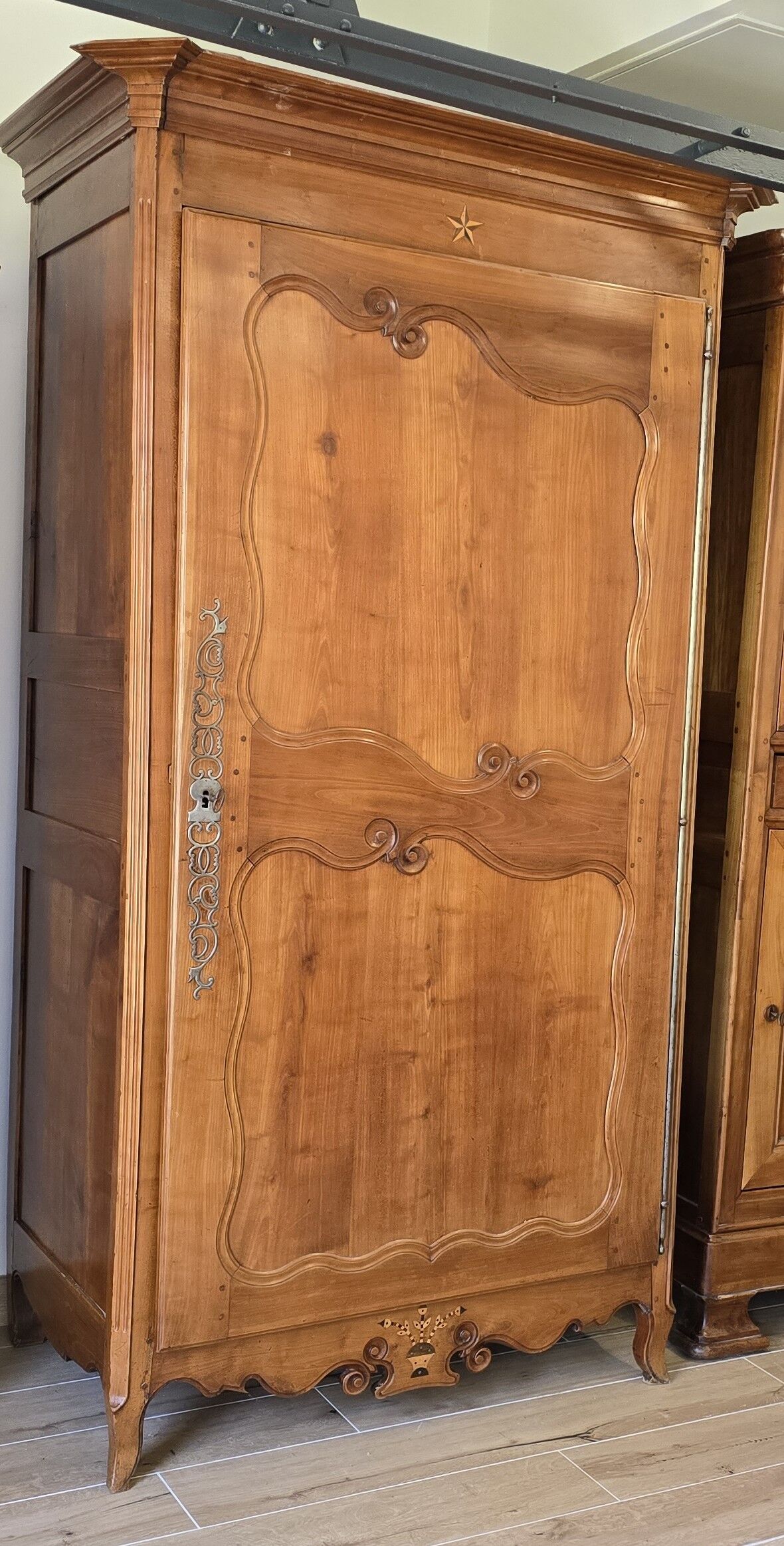 Solid wood wardrobe