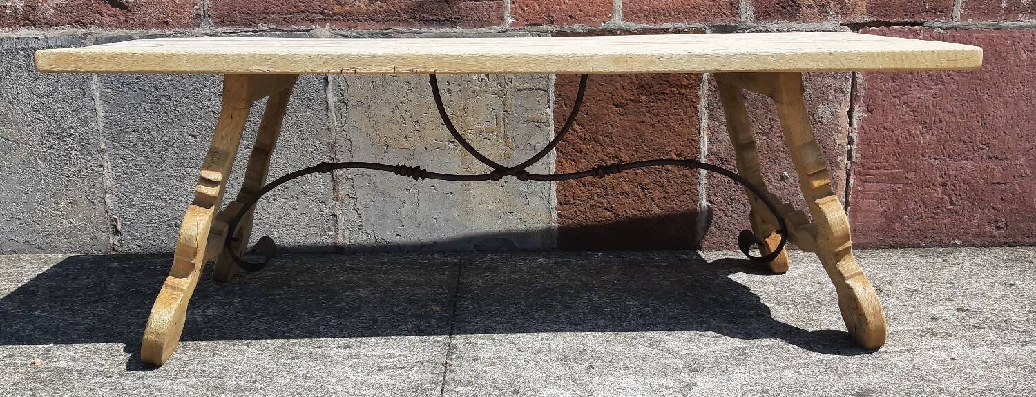 Oak farmhouse table with lyre legs. (Spanish table)