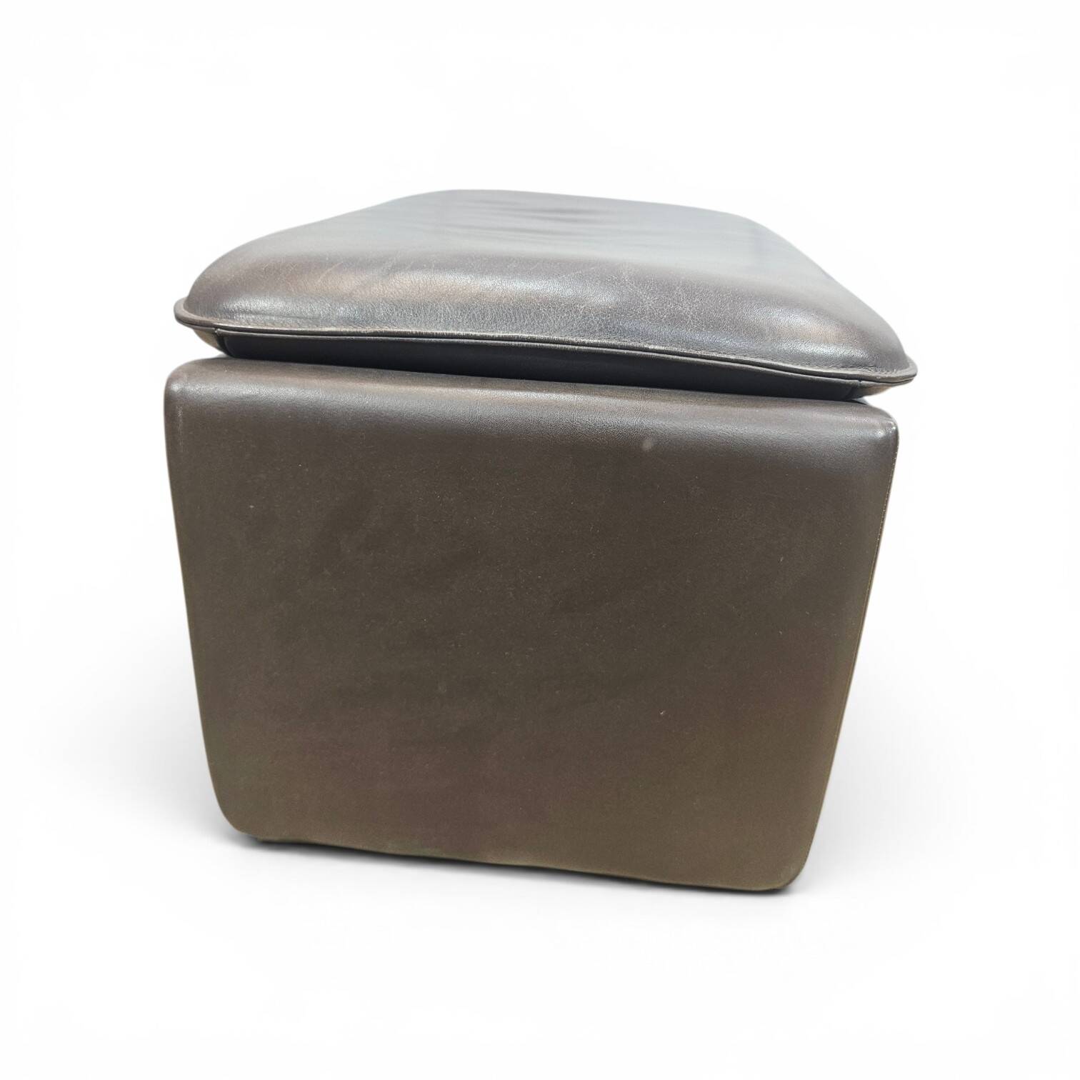 Leather Pouf / Footstool de Sede Switzerland / DS 50 / Vintage / 1970s