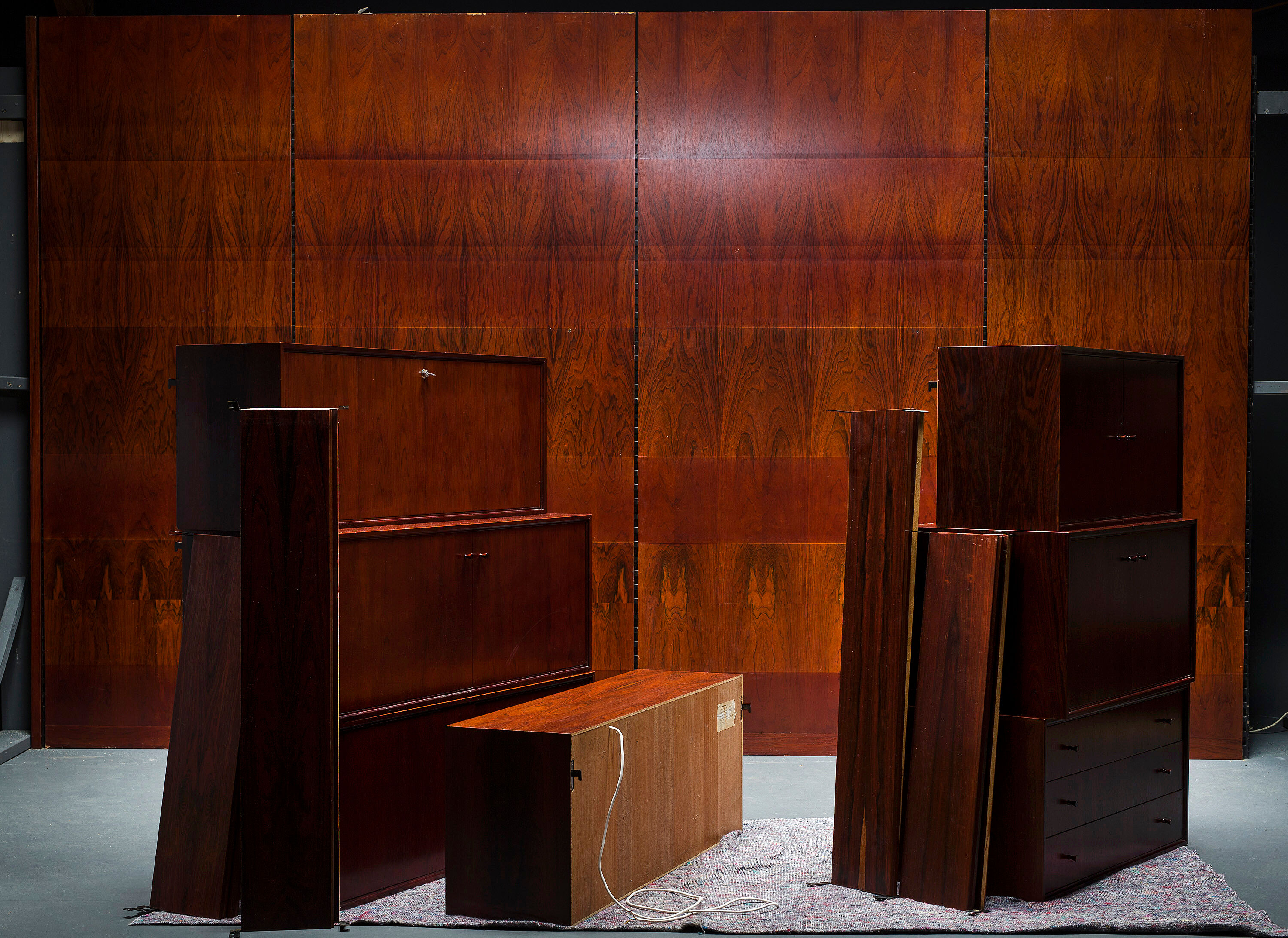 German Rosewood Modular Wall Shelves by IDEE Mobel, 1960s, Set of 25