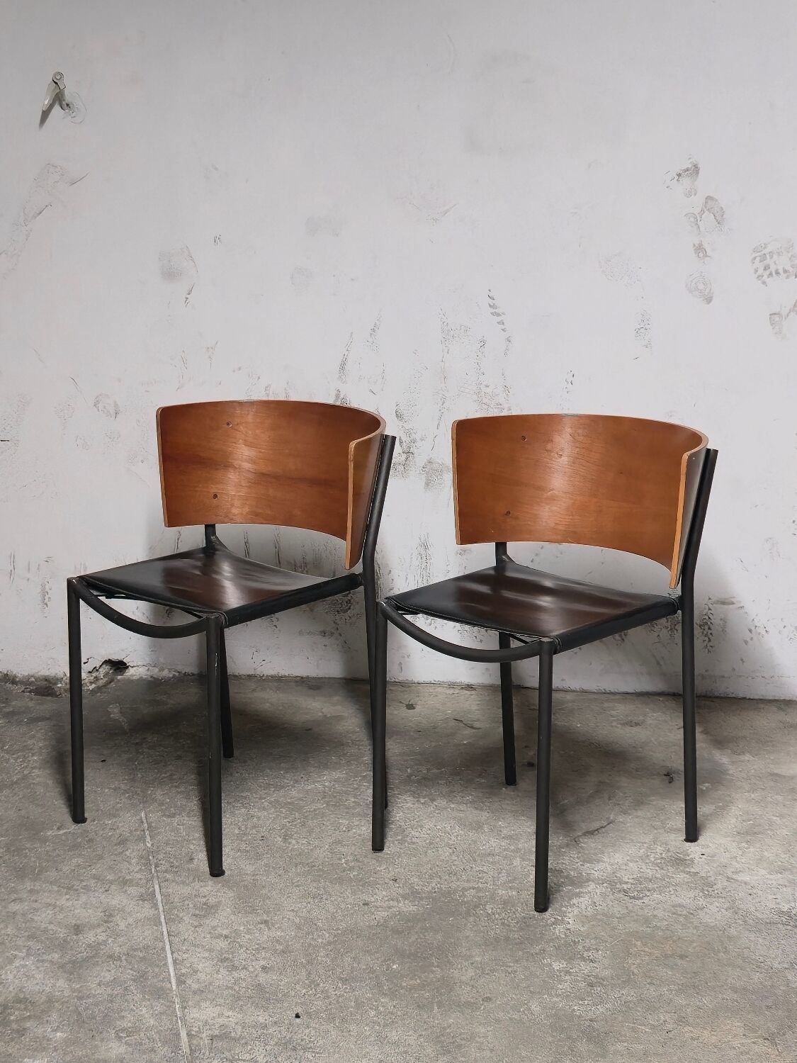 Lila Hunter chair pair by Philippe Starck