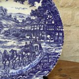 Ancienne assiette scène champêtre de couleur bleue
