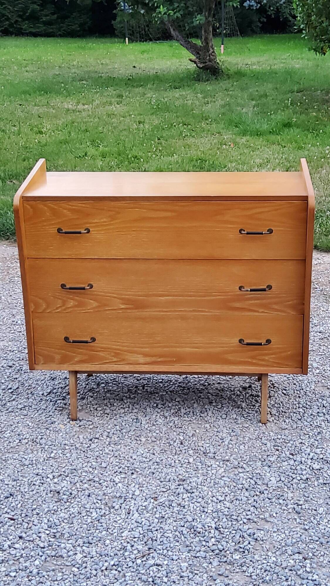 Vintage chest of drawers in golden blond oak legs compass and fins 3 drawers from the 50s