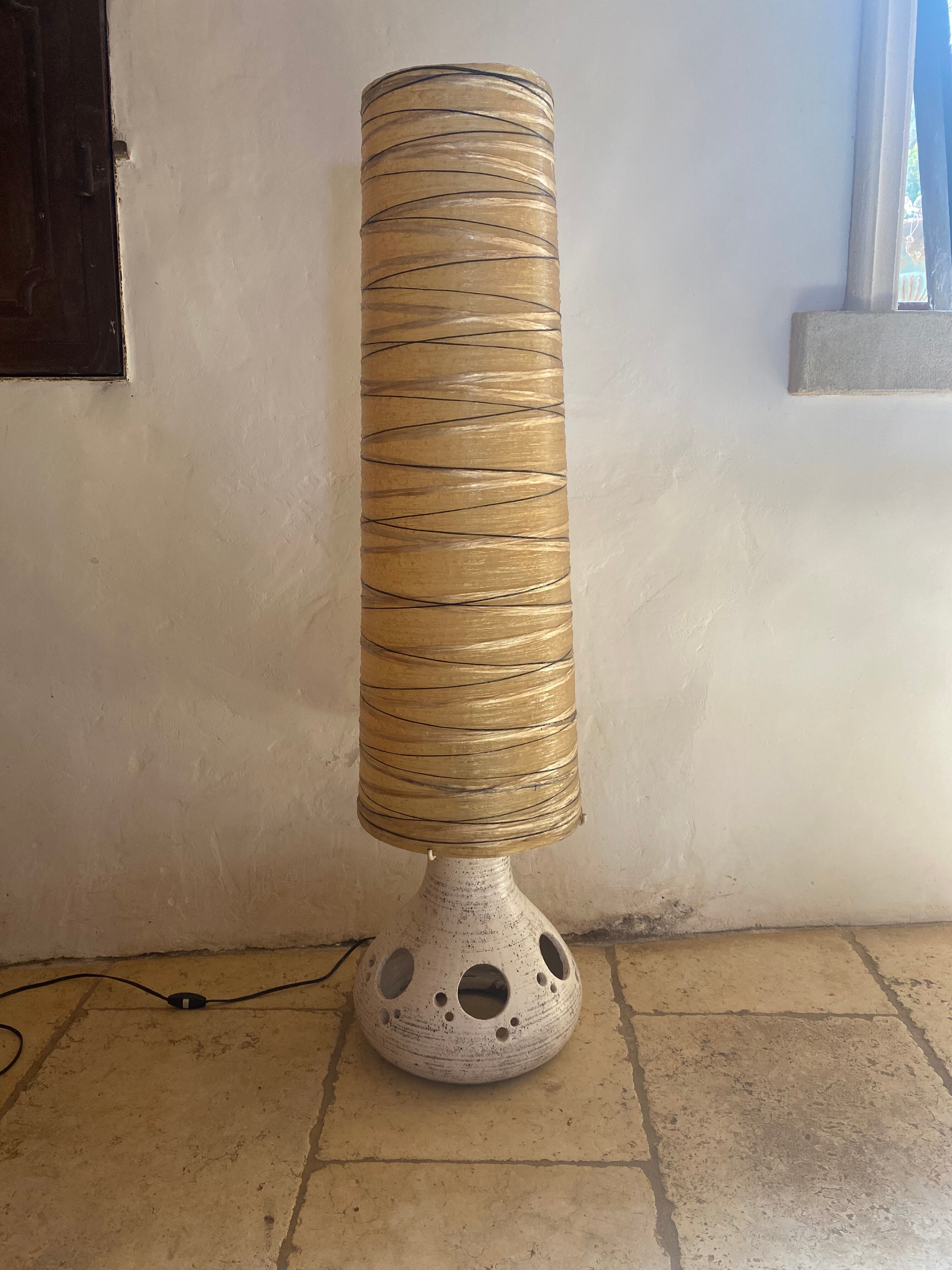 Ceramic lamp
