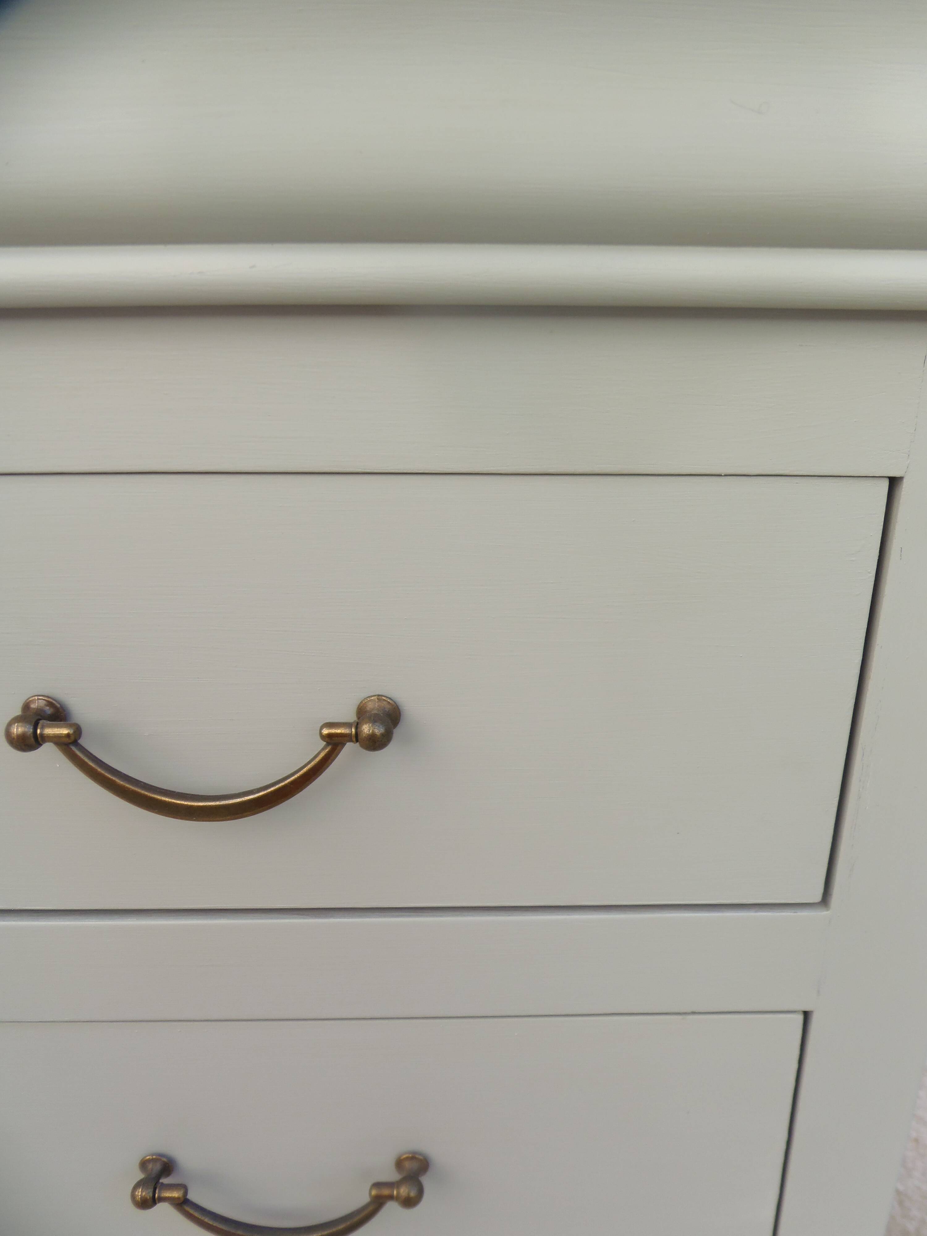 Louis-Philippe style chiffonnier in grey-green, wooden top.