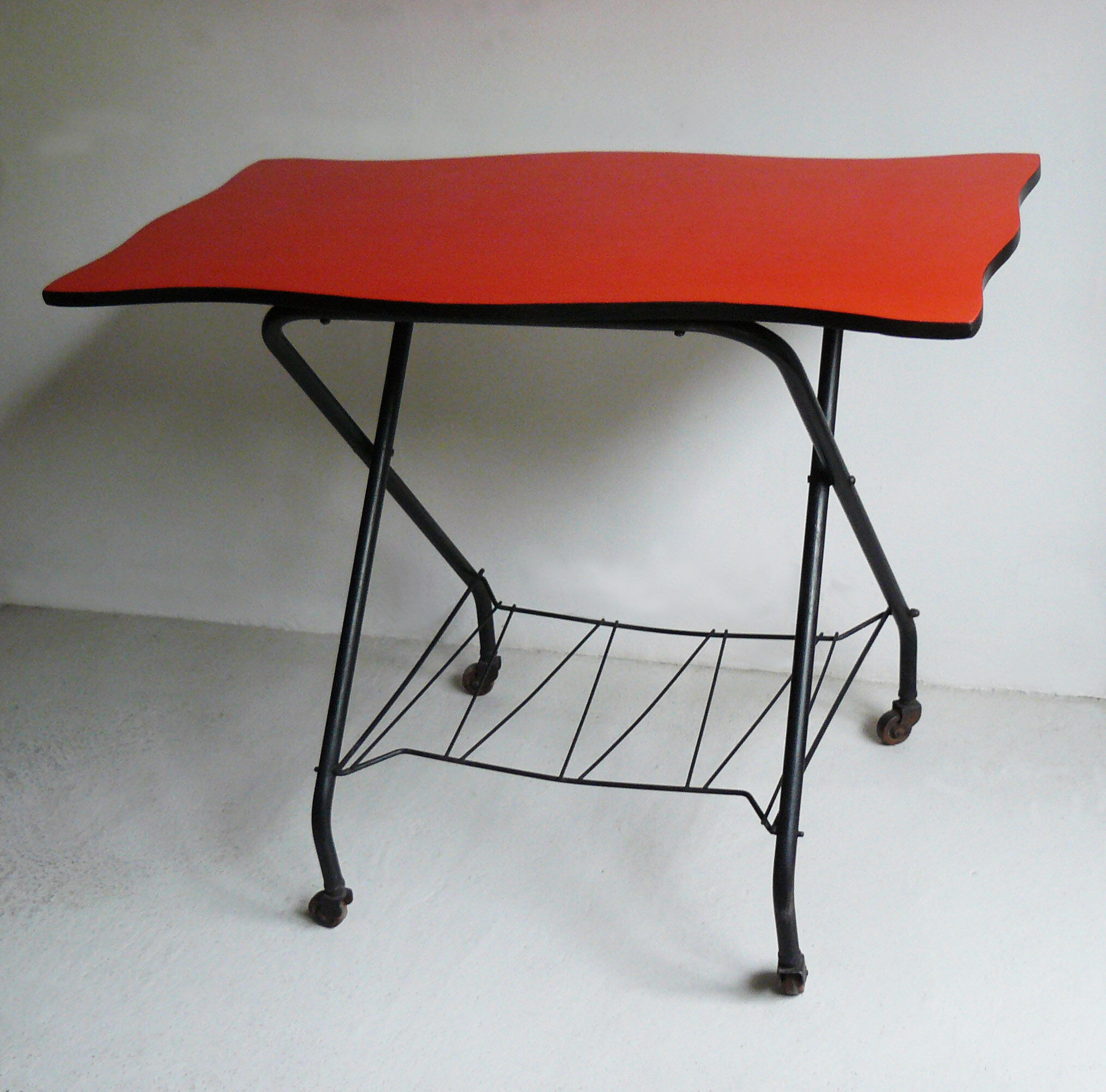 Orange roulette table