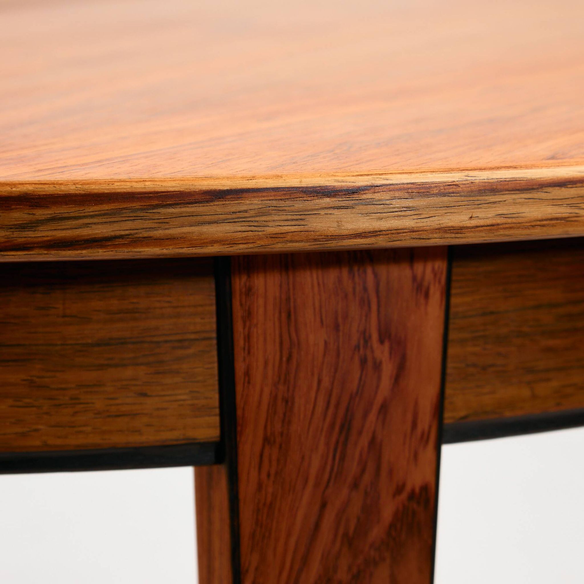 MK10436 Model 55 restored rosewood dining table by Gunni Omann for Omann Ju