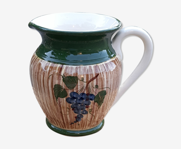 Pichet à vin en céramique vernissée motif grappe raisin