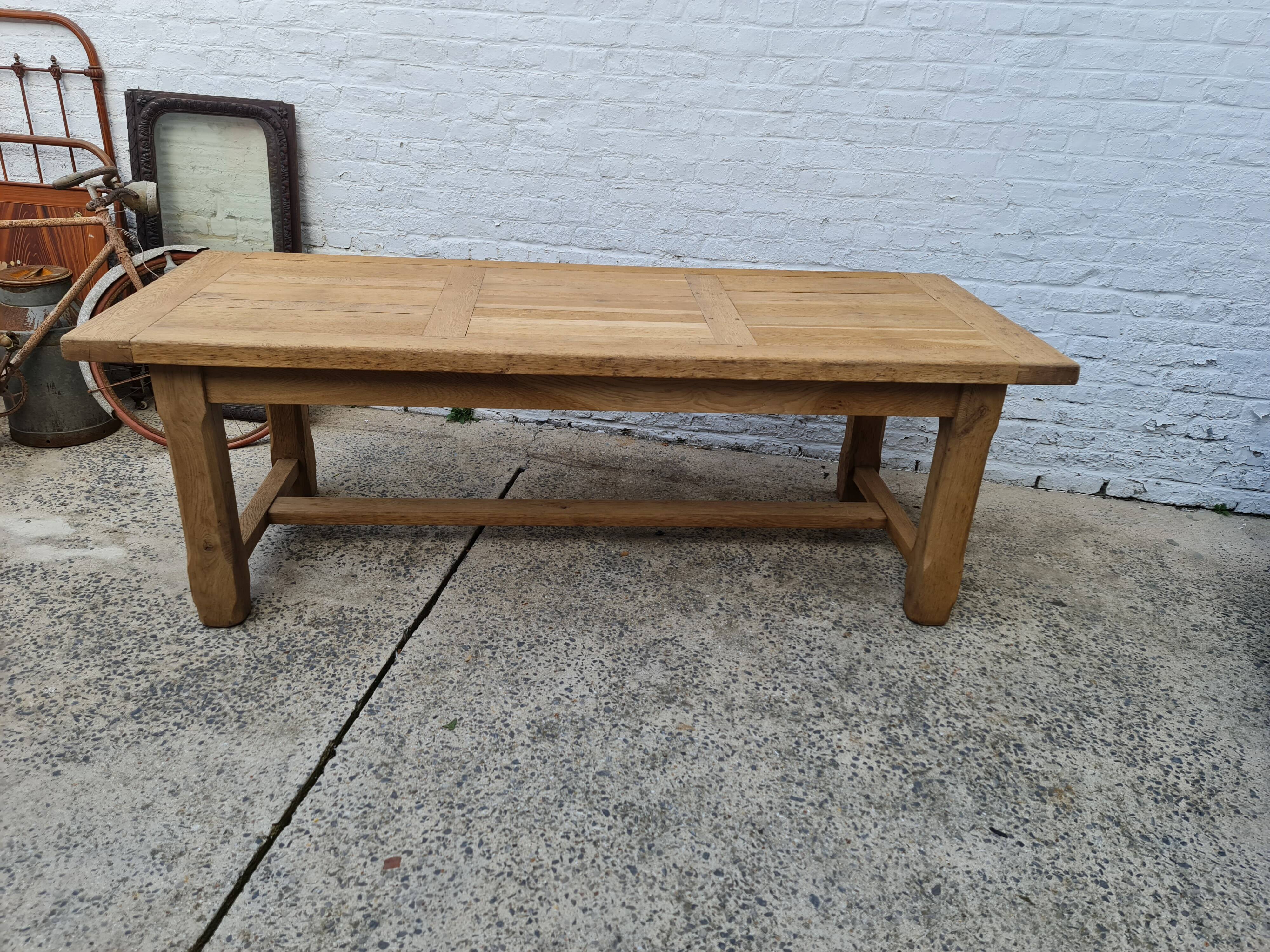 Rectangular table in raw oak