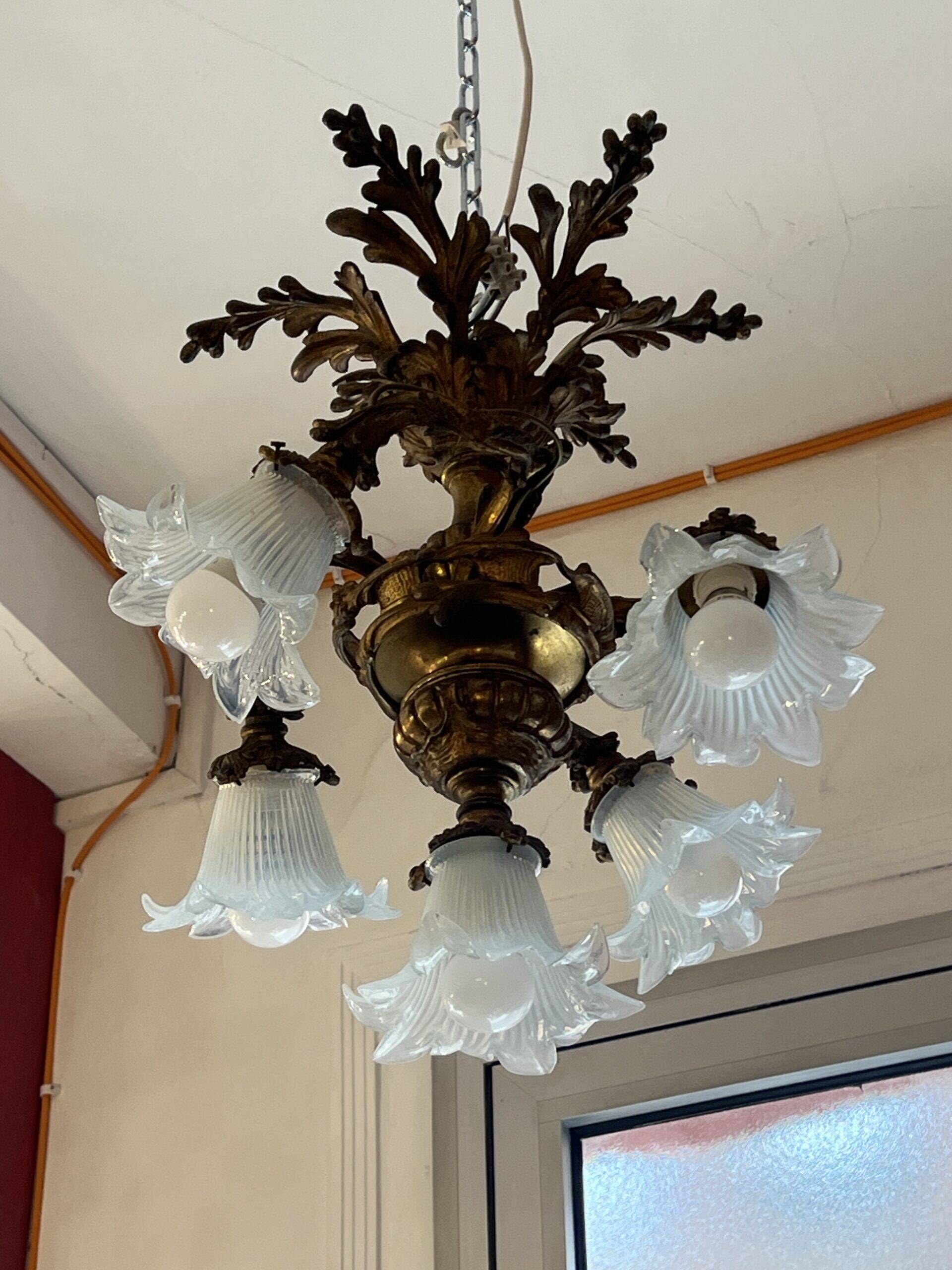 Solid bronze chandelier with moving arms, 19th century, opalescent tulips