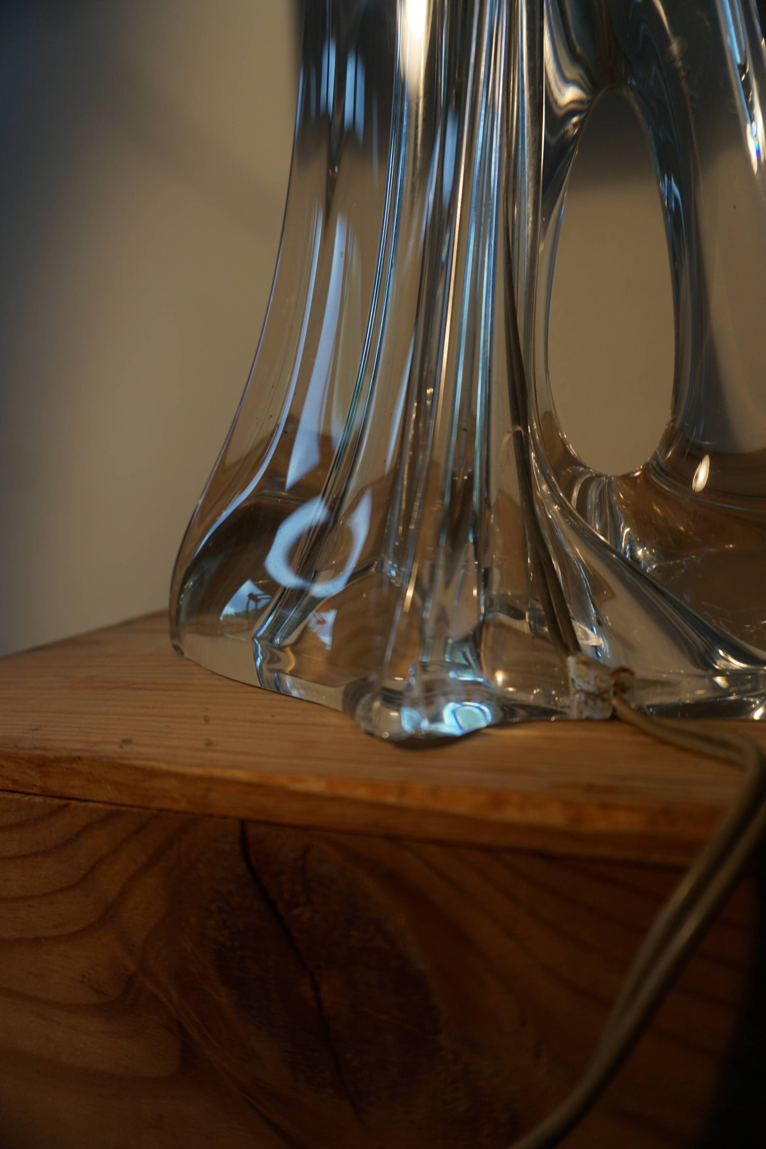 Lampe en cristal signée Daum France