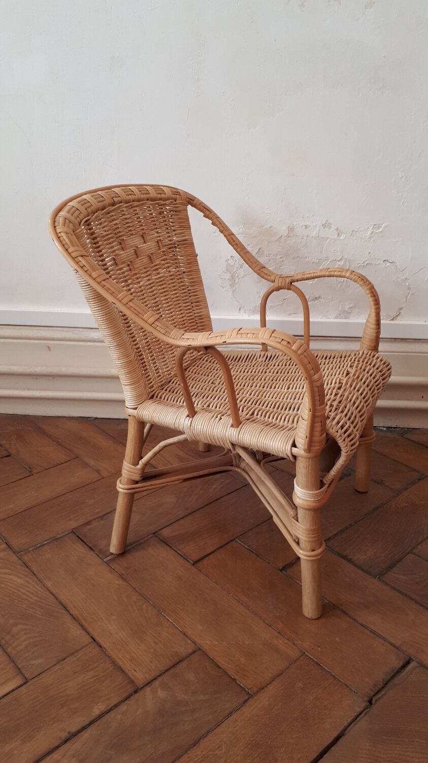 Rattan children's chair