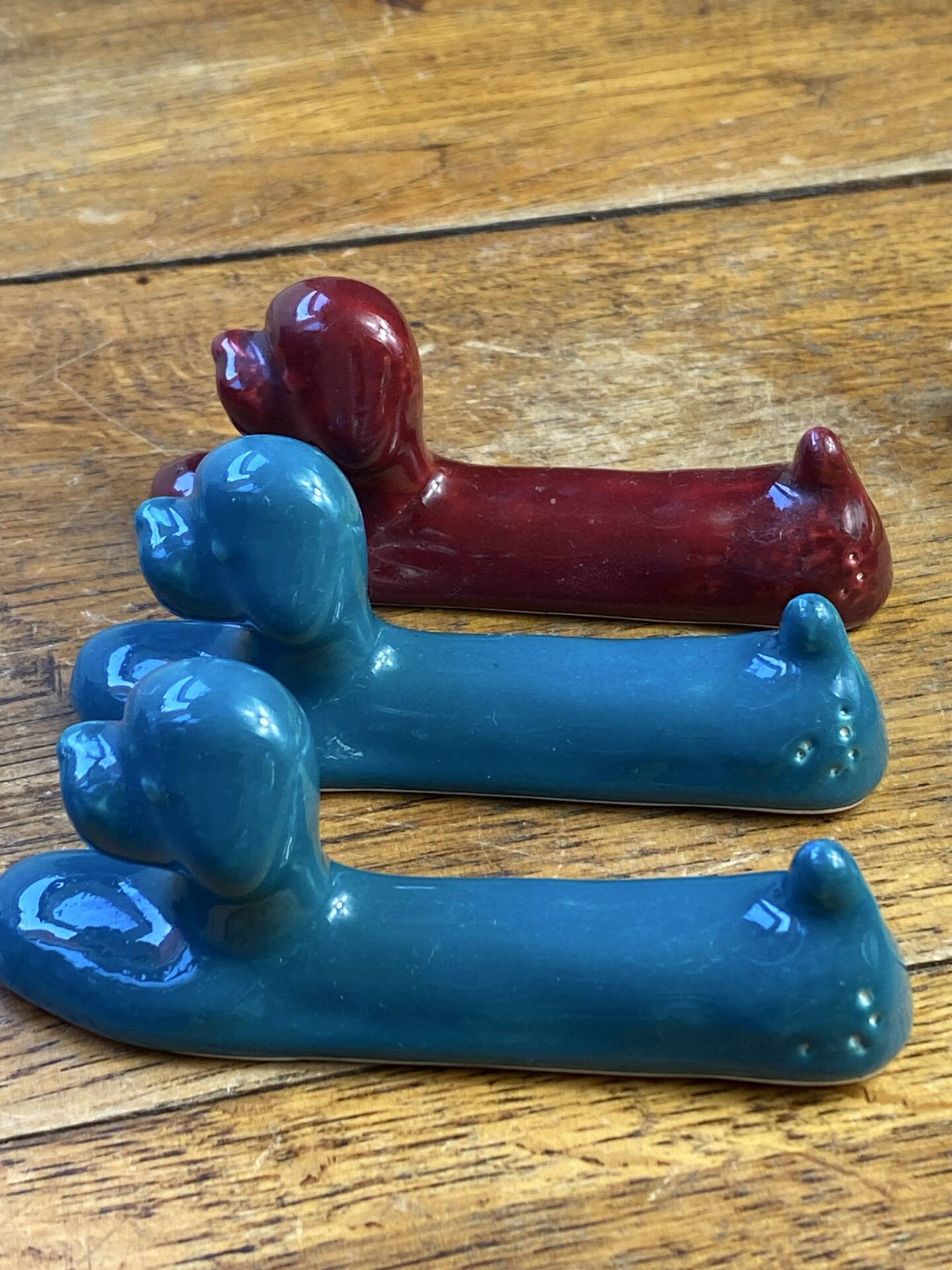 Porte-couteaux caniche en céramique