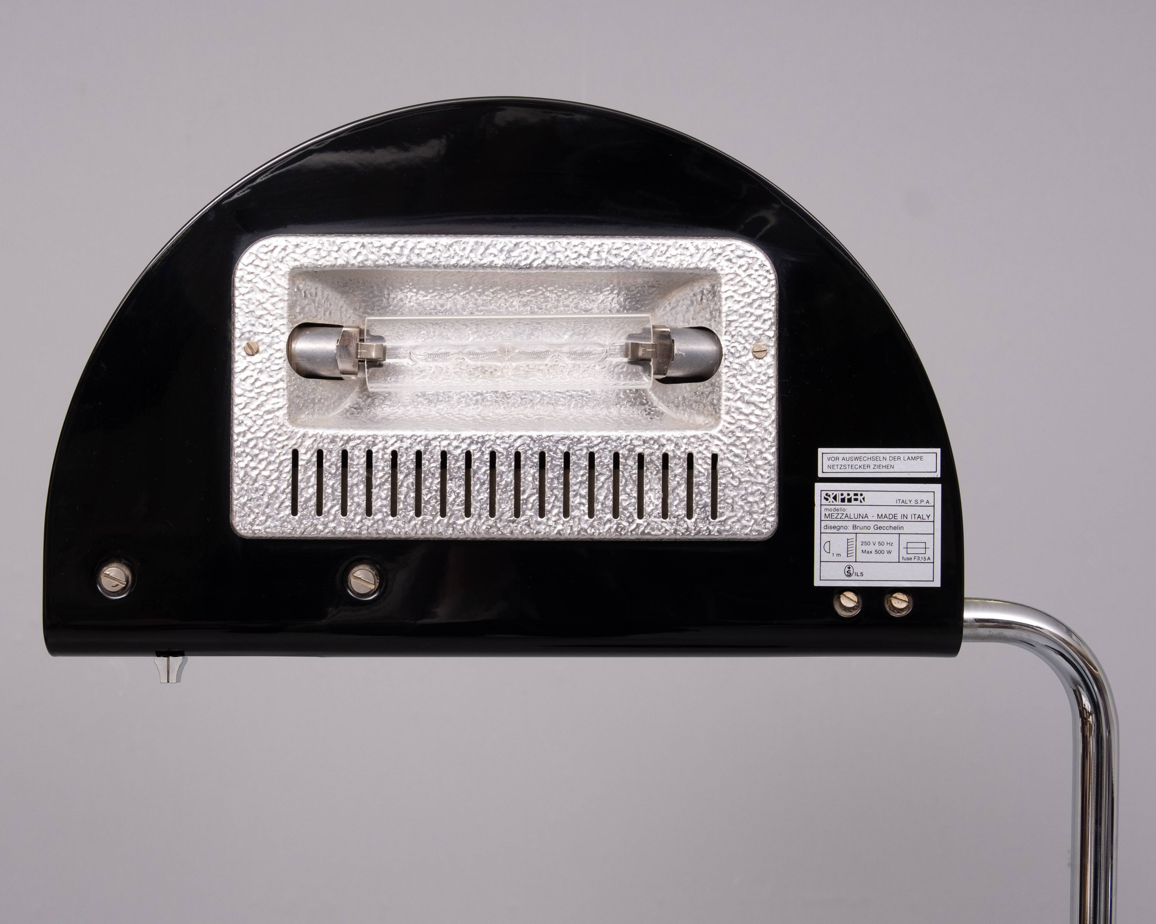 ‘Mezzaluna’ Floor Lamp door Bruno Gecchelin voor Skipper 1970s Italy