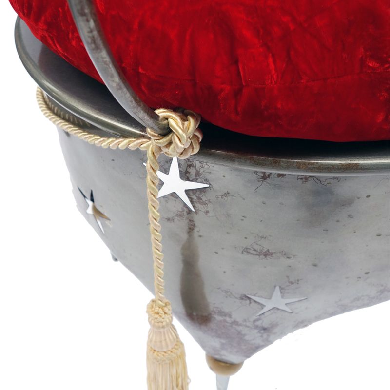 Armchair throne called Roxanne Princess of the Djinns by Sylvie Corrette