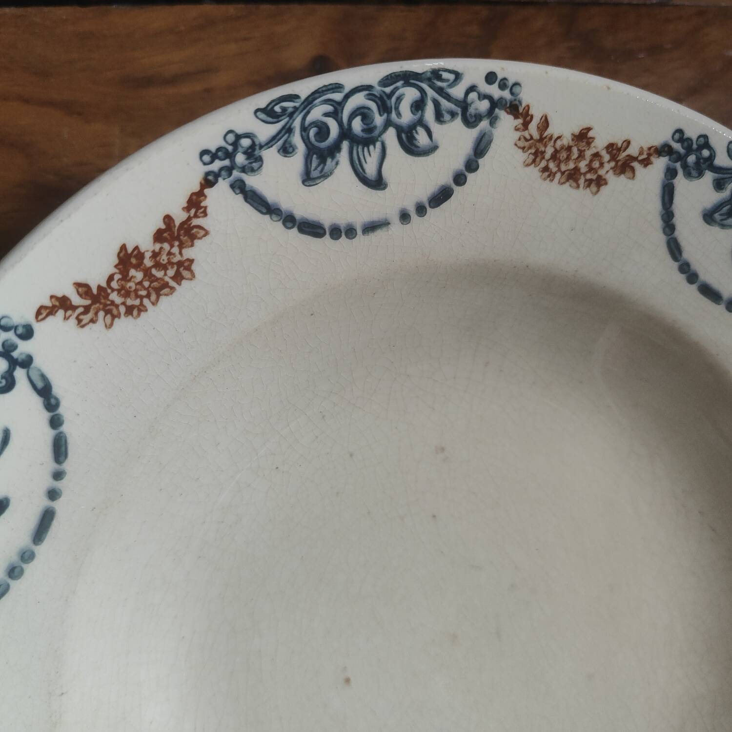 Longwy iron earthenware plates