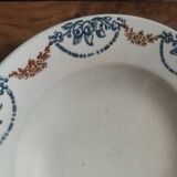 Assiettes en terre de fer Longwy