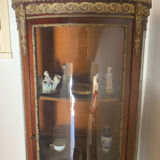 Old showcase