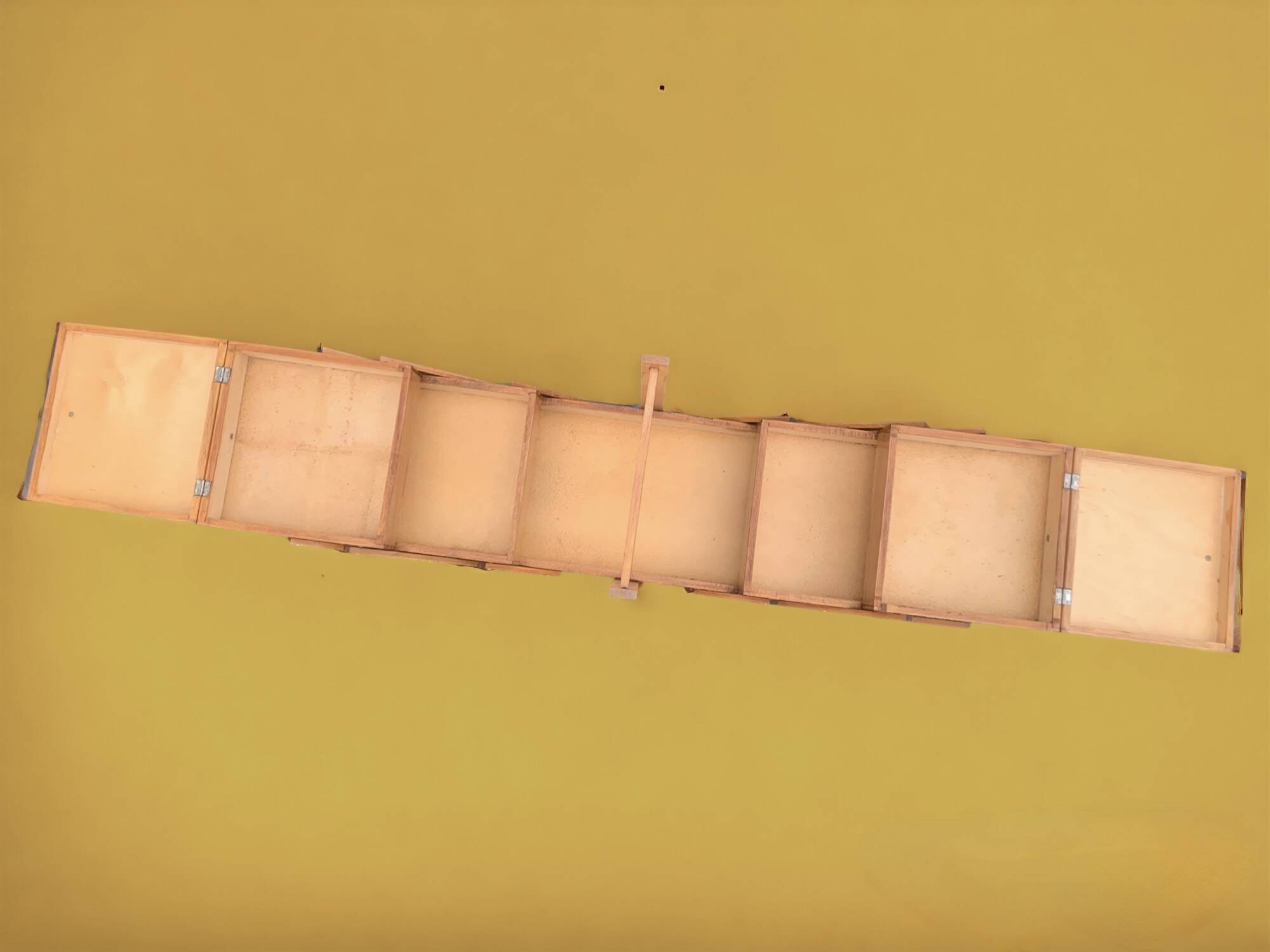 Worker - sewing box on vintage wooden legs - 3 floors