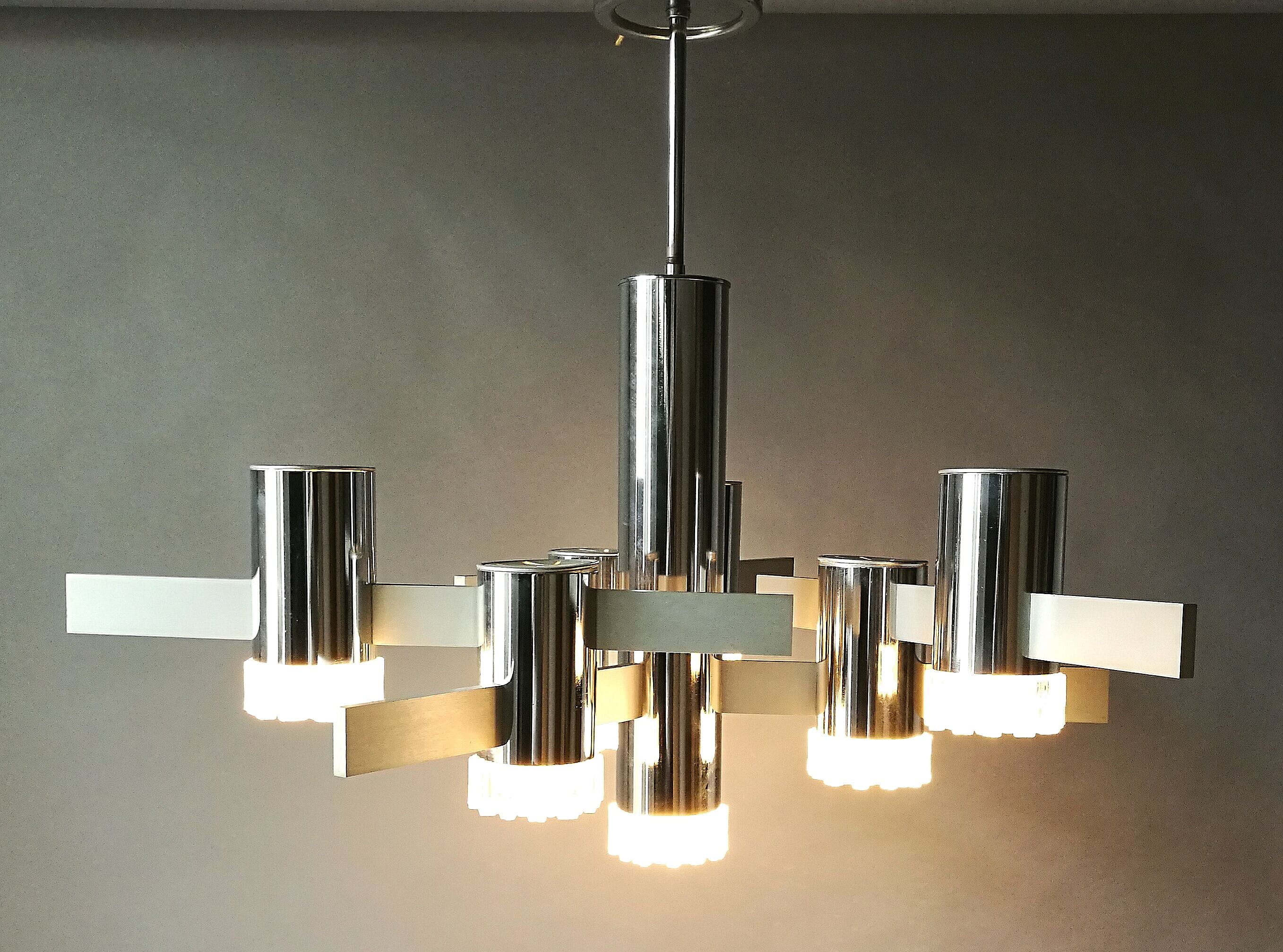 Chandelier of the Maison Sciolari from the 70