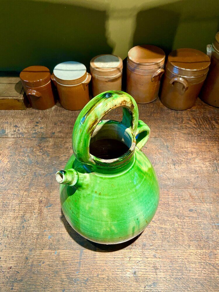 Gargoulette en céramique émaillée verte
