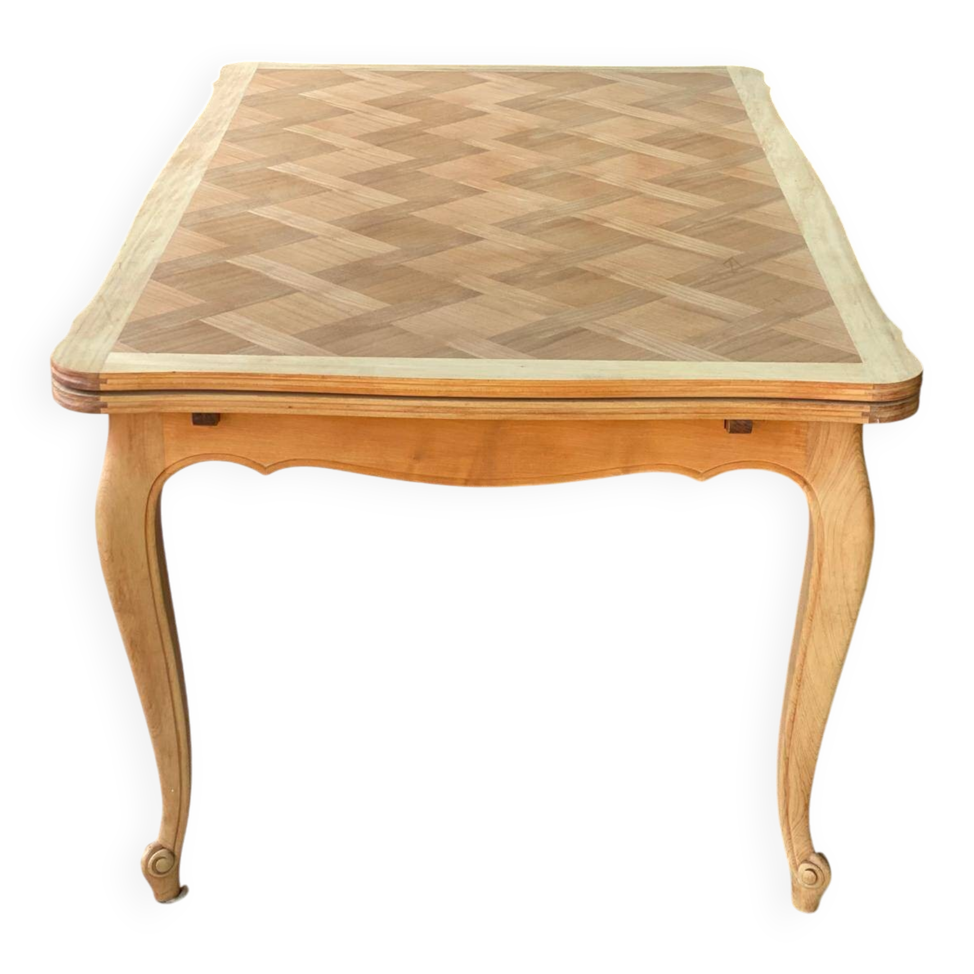 Louis XV extendable dining table, 20th century, renovated in solid oak, 260cm