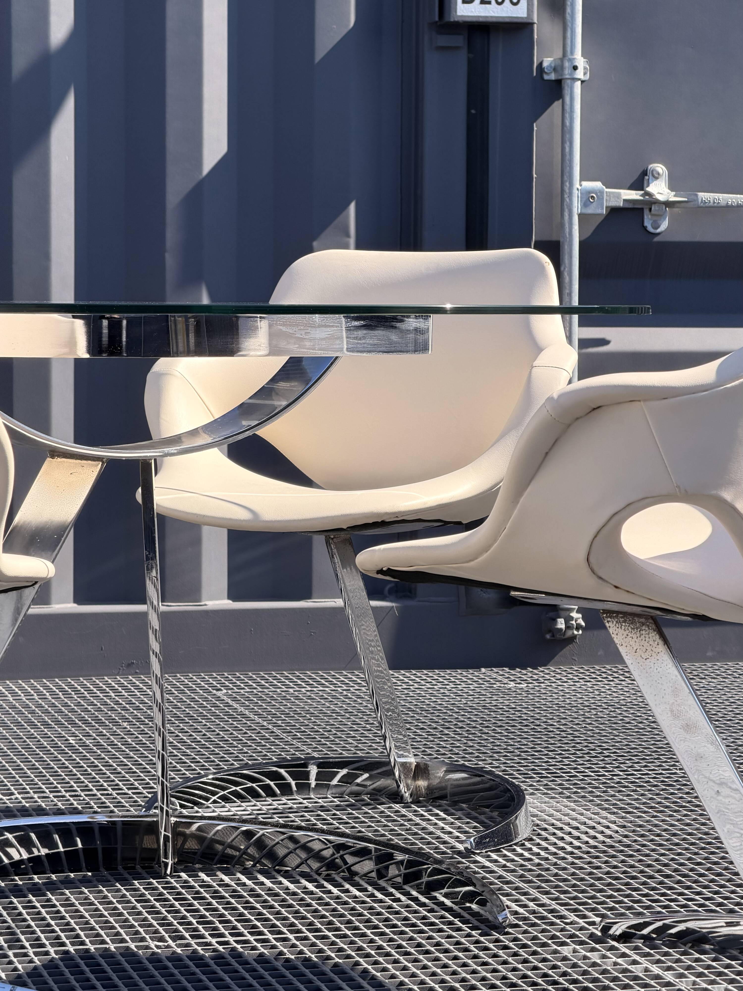 Dining Room Set Scimitar Boris Tabacoff MMM 1970 | Glass and Chrome