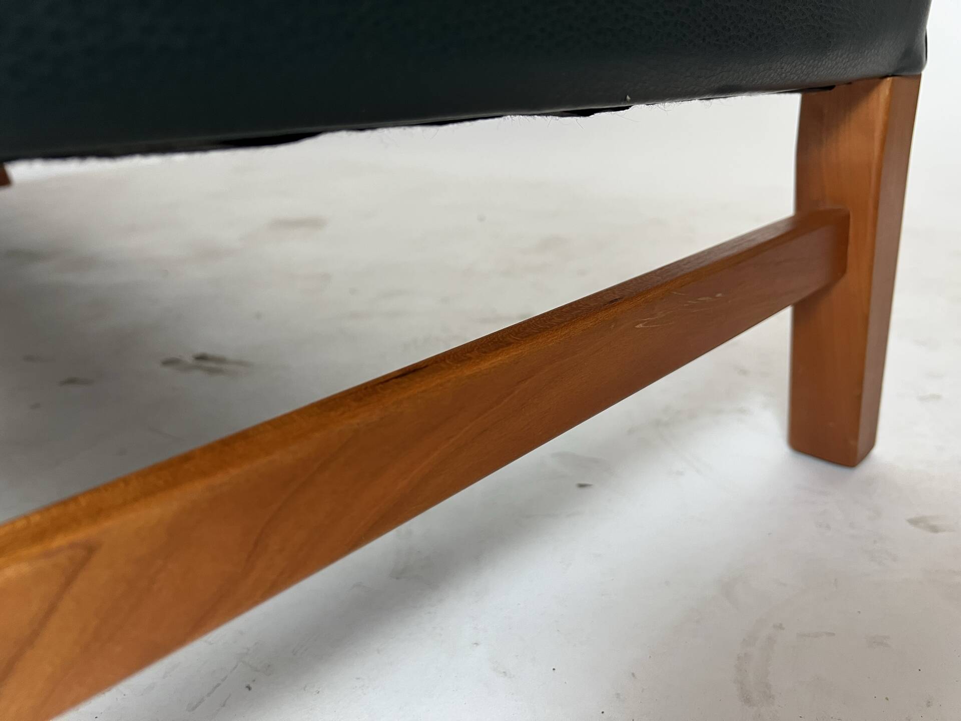 Danish leather sofa couch by Skippers furniture 70s 80s Design