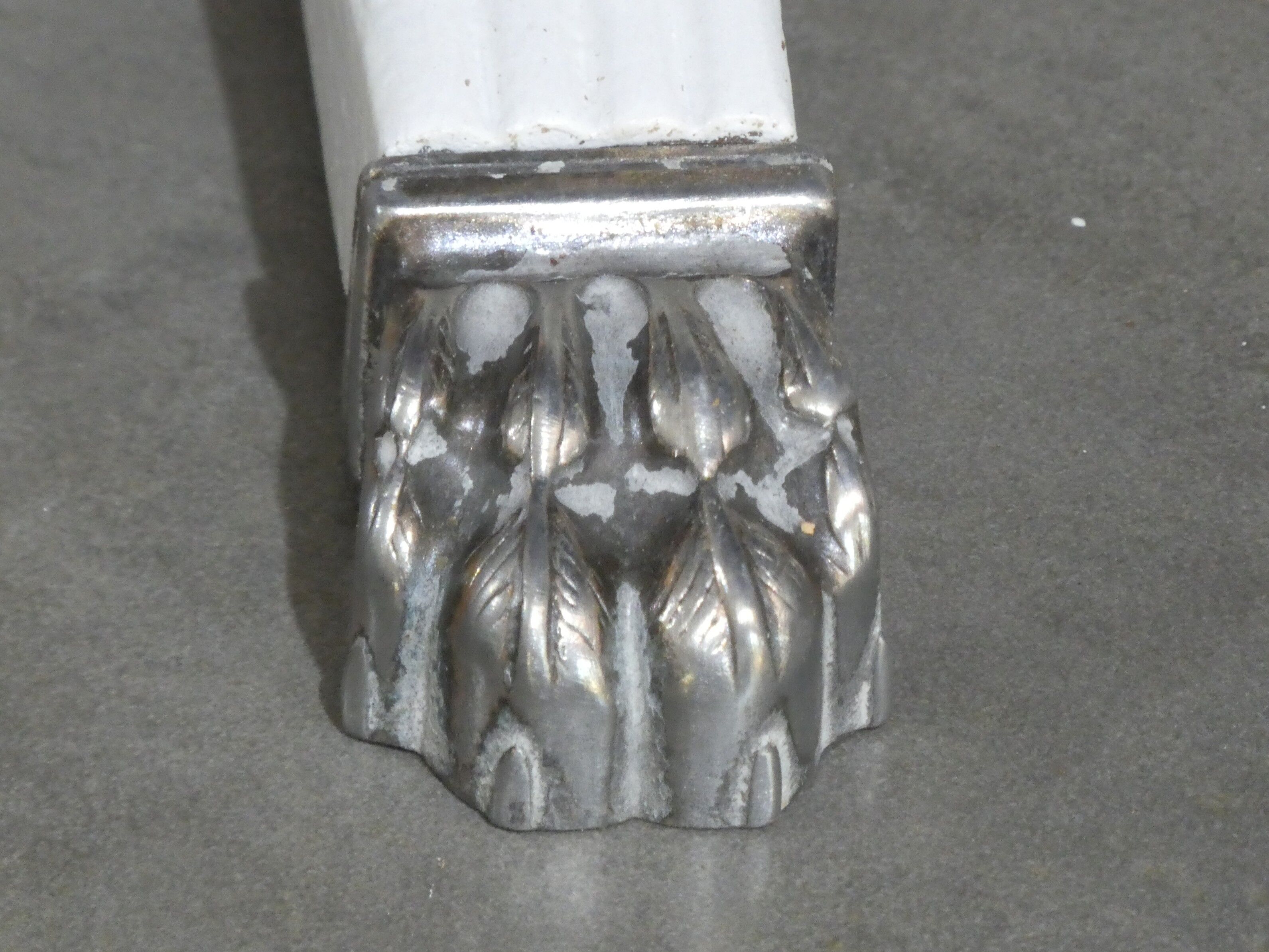 Roundtable 2 extension cords