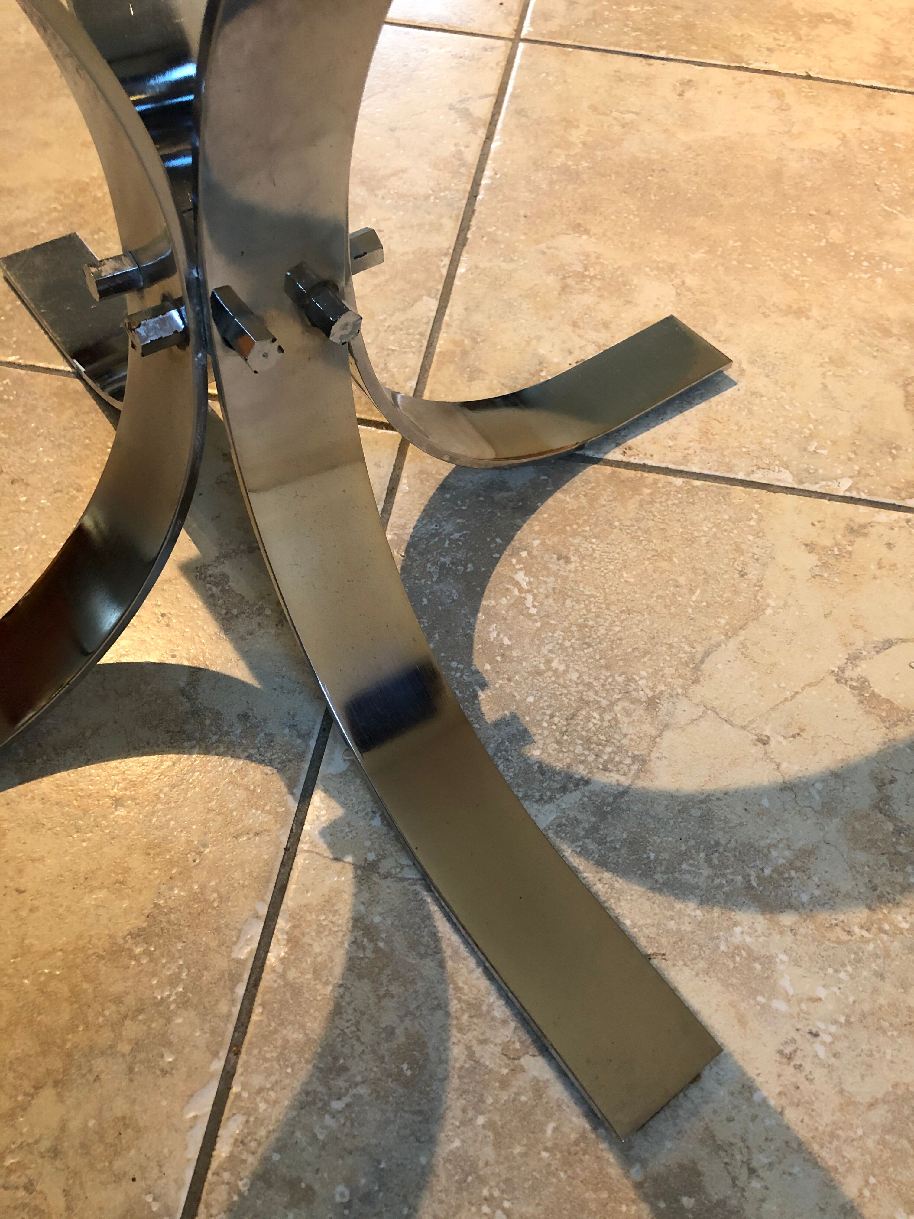 Table basse vintage en verre et chrome, circa 70's