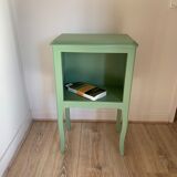 Green bedside