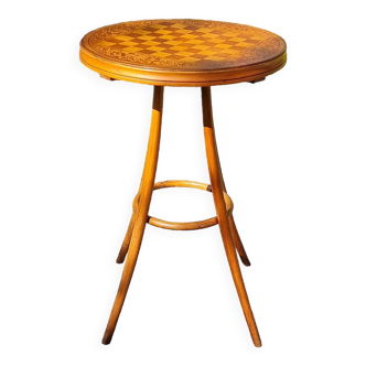 Bistro games table in curved wood, early 20th century