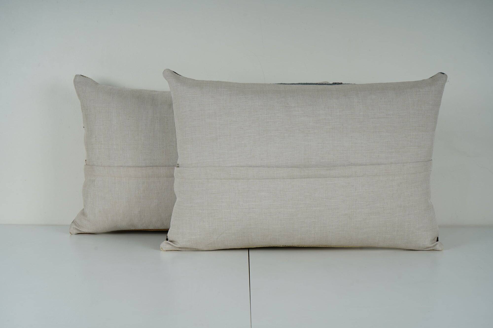 Set of 2 vintage kilim cushion covers 41x61 cm
