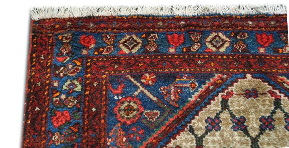 Authentic Persian rug from the mid-20th century size 119x196 cm