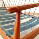 Scandinavian bench