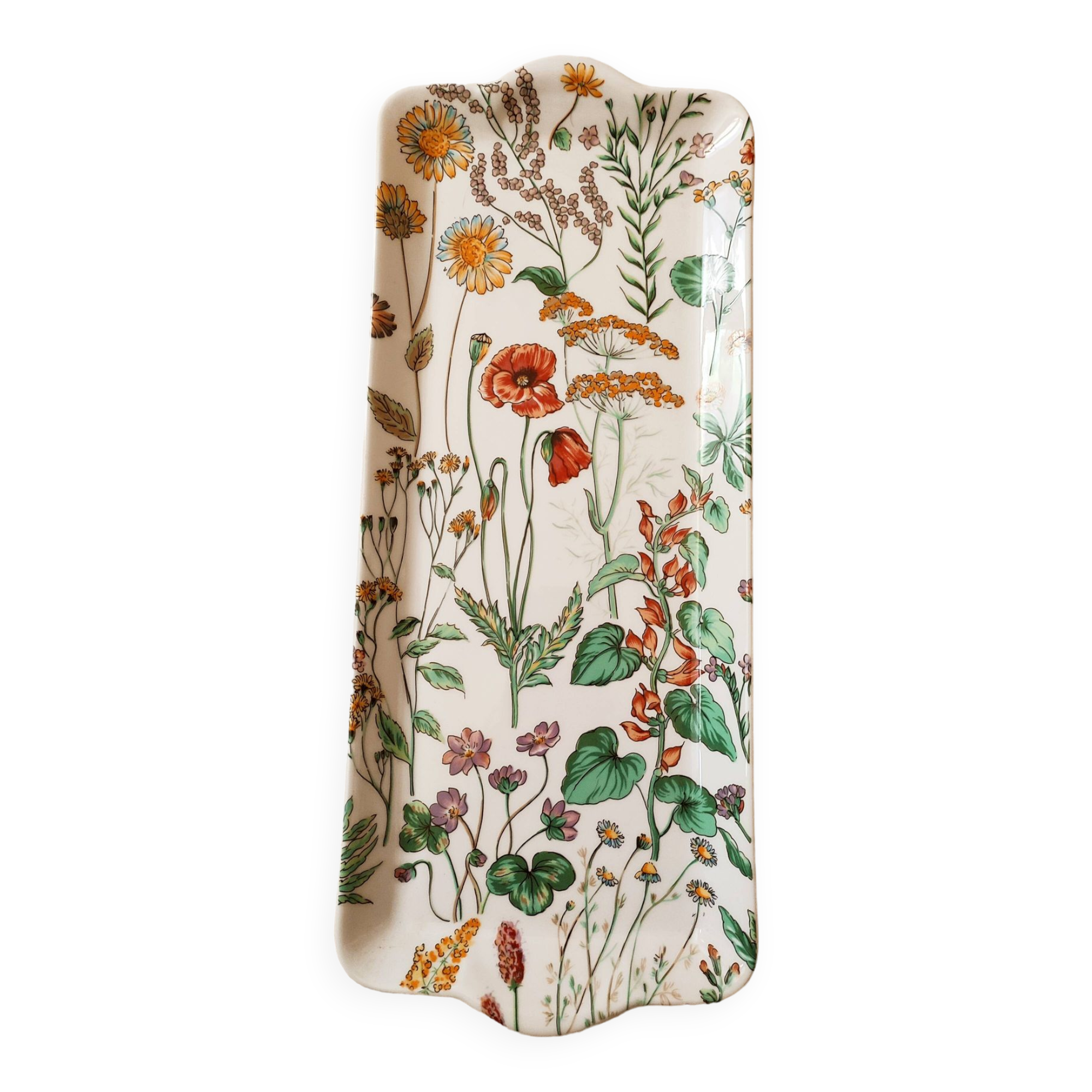 Rectangular traditional porcelain dish