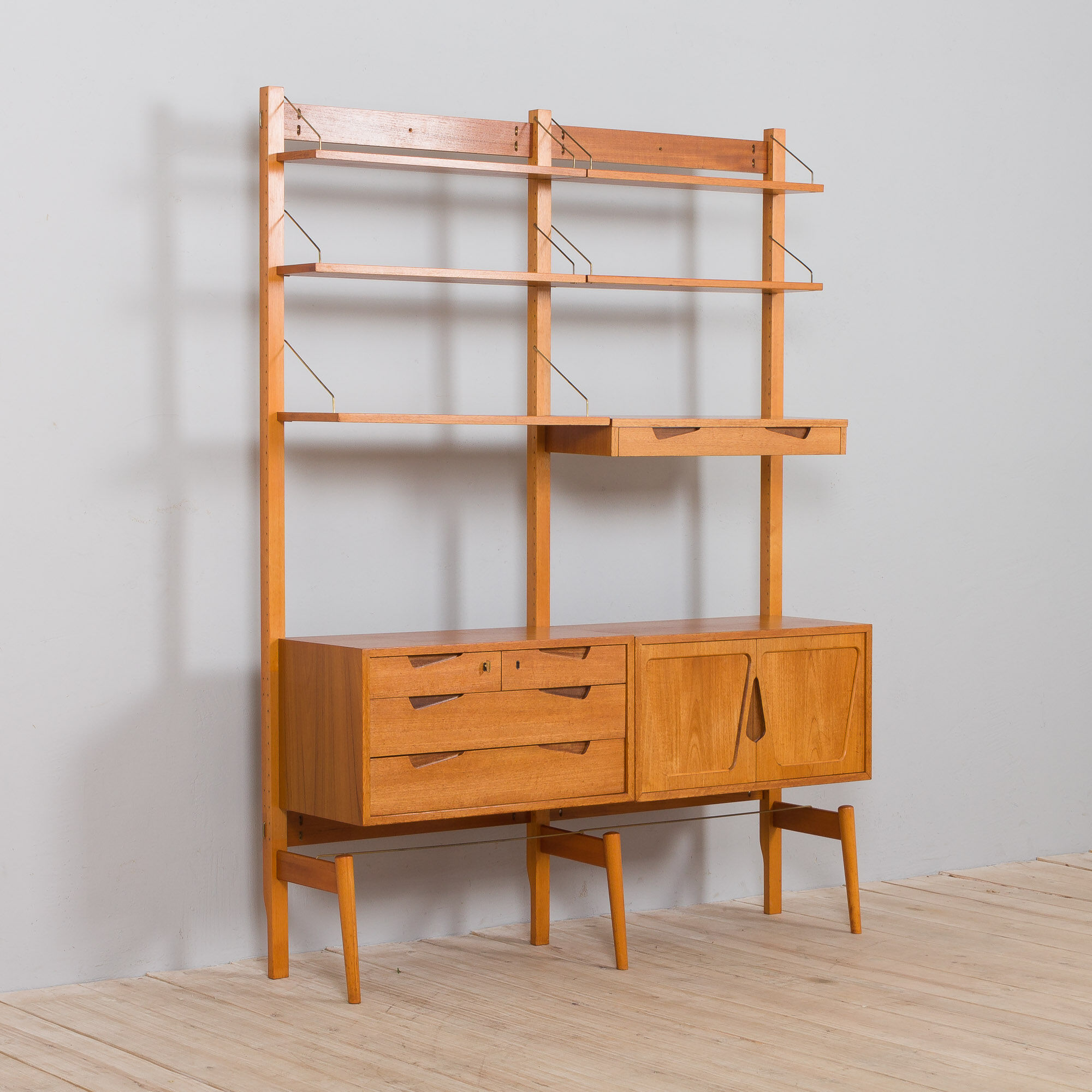 Rival 2 bay teak wall unit with 3 cabinets and 5 shelves by Brodrene Jatogs Norway, Kjell Riise, 196