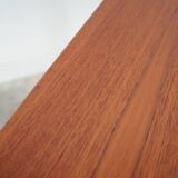 Table en teck, design danois, années 1970, production : Danemark