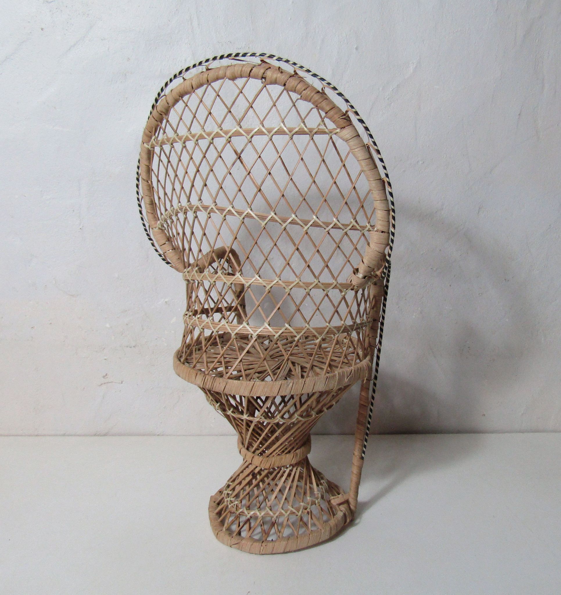 Fauteuil Emmanuelle rotin vintage