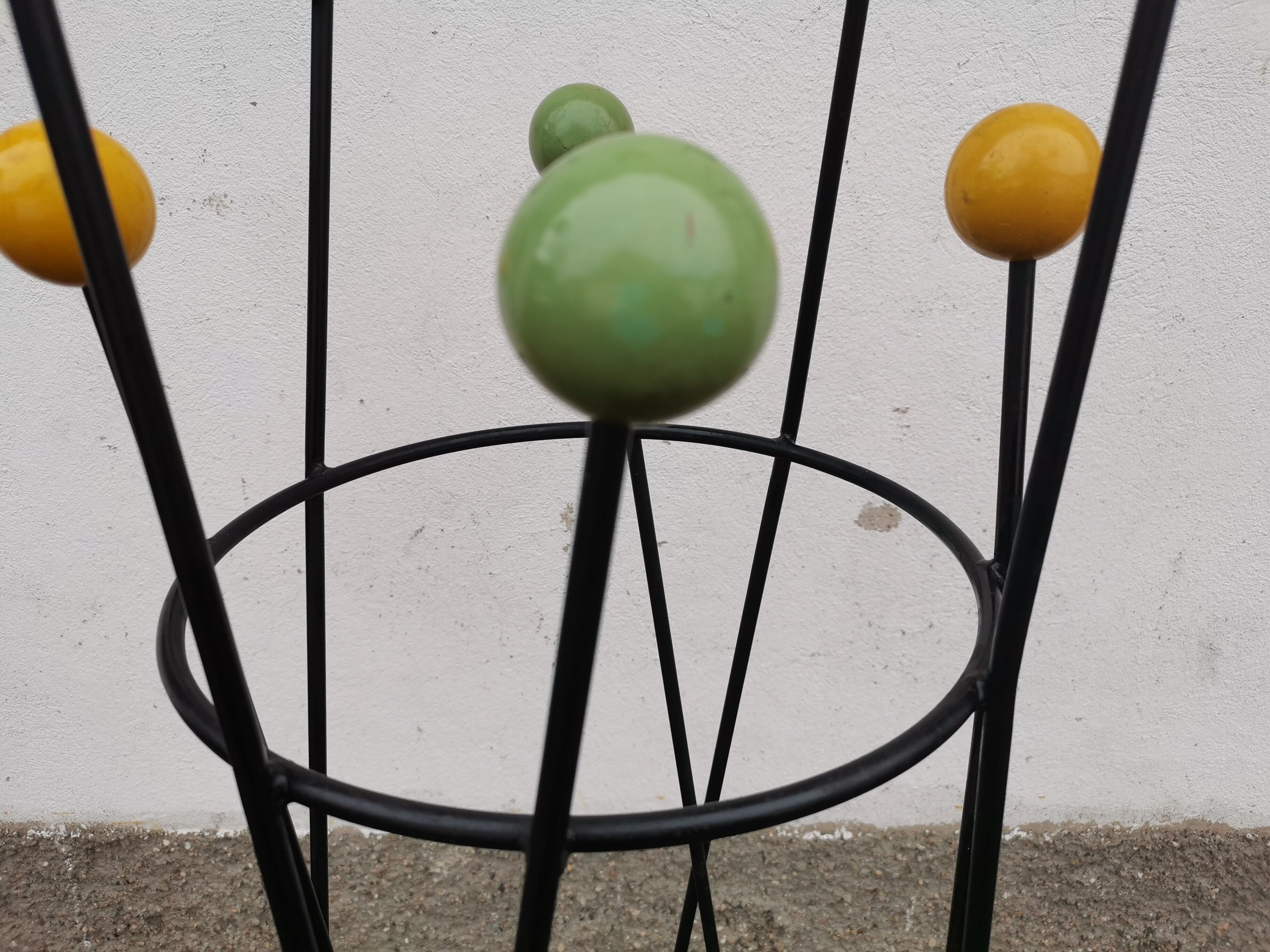 Roger Feraud coat wearer