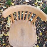 Fauteuil de bistrot pouvant servir de chaise de bureau
