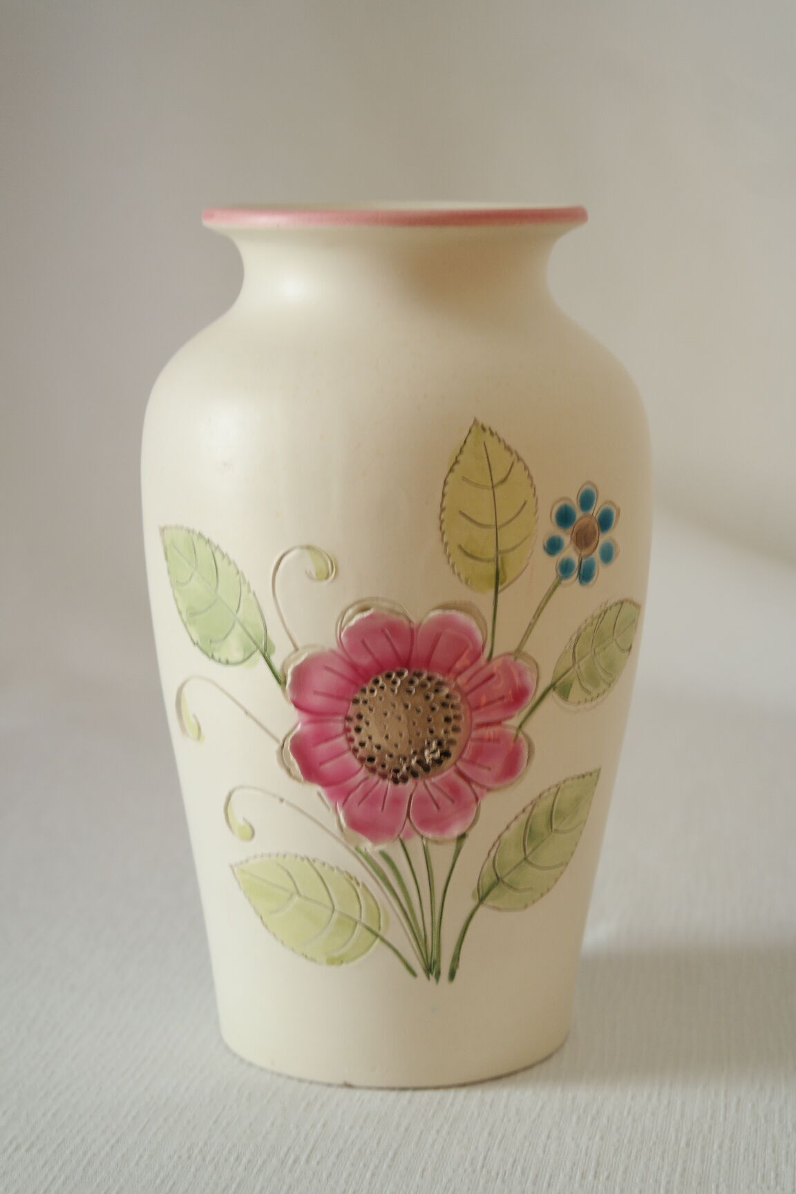 Vintage ceramic flower vase Italy Cadorev