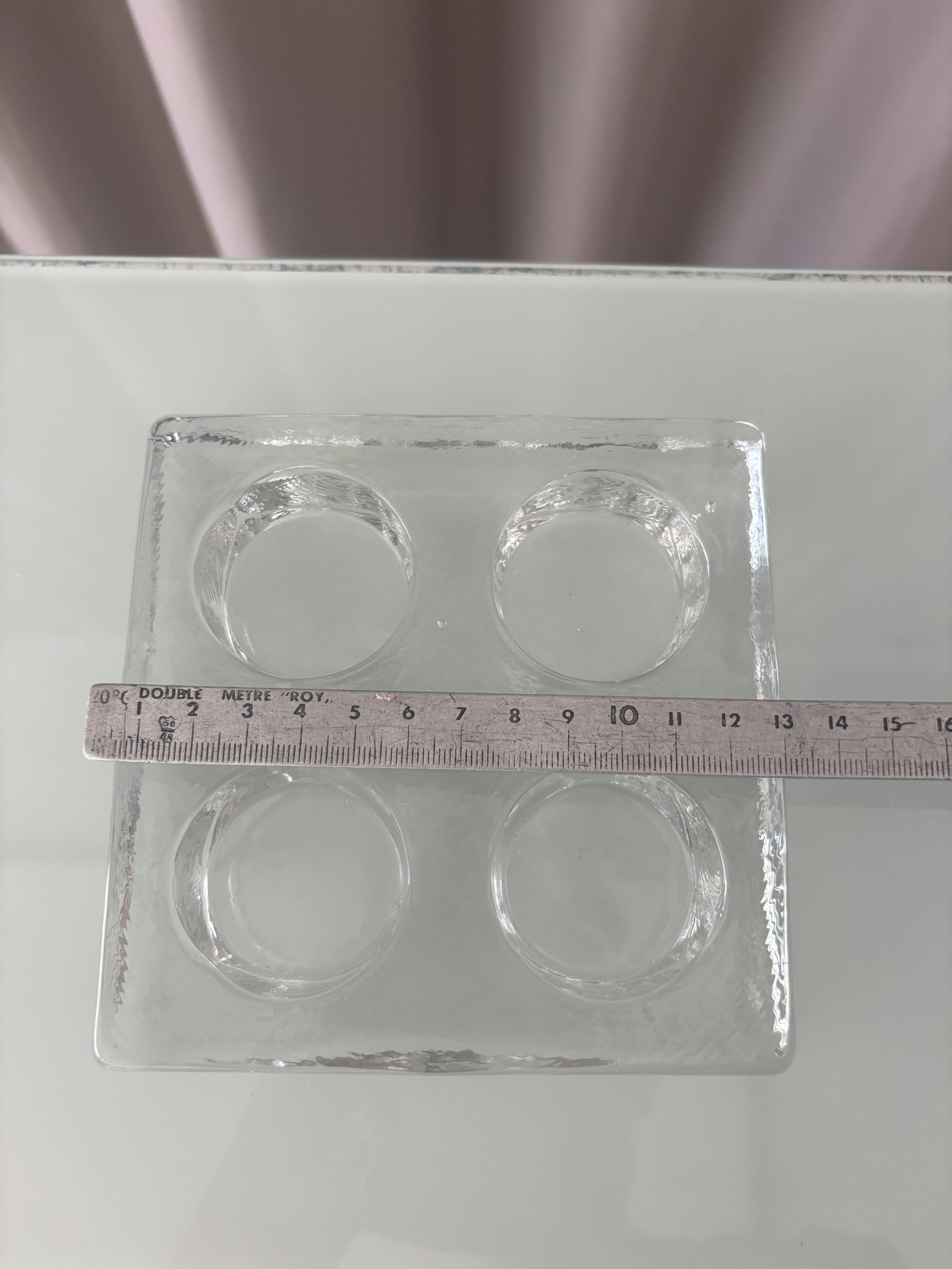Brustalist tealight holder