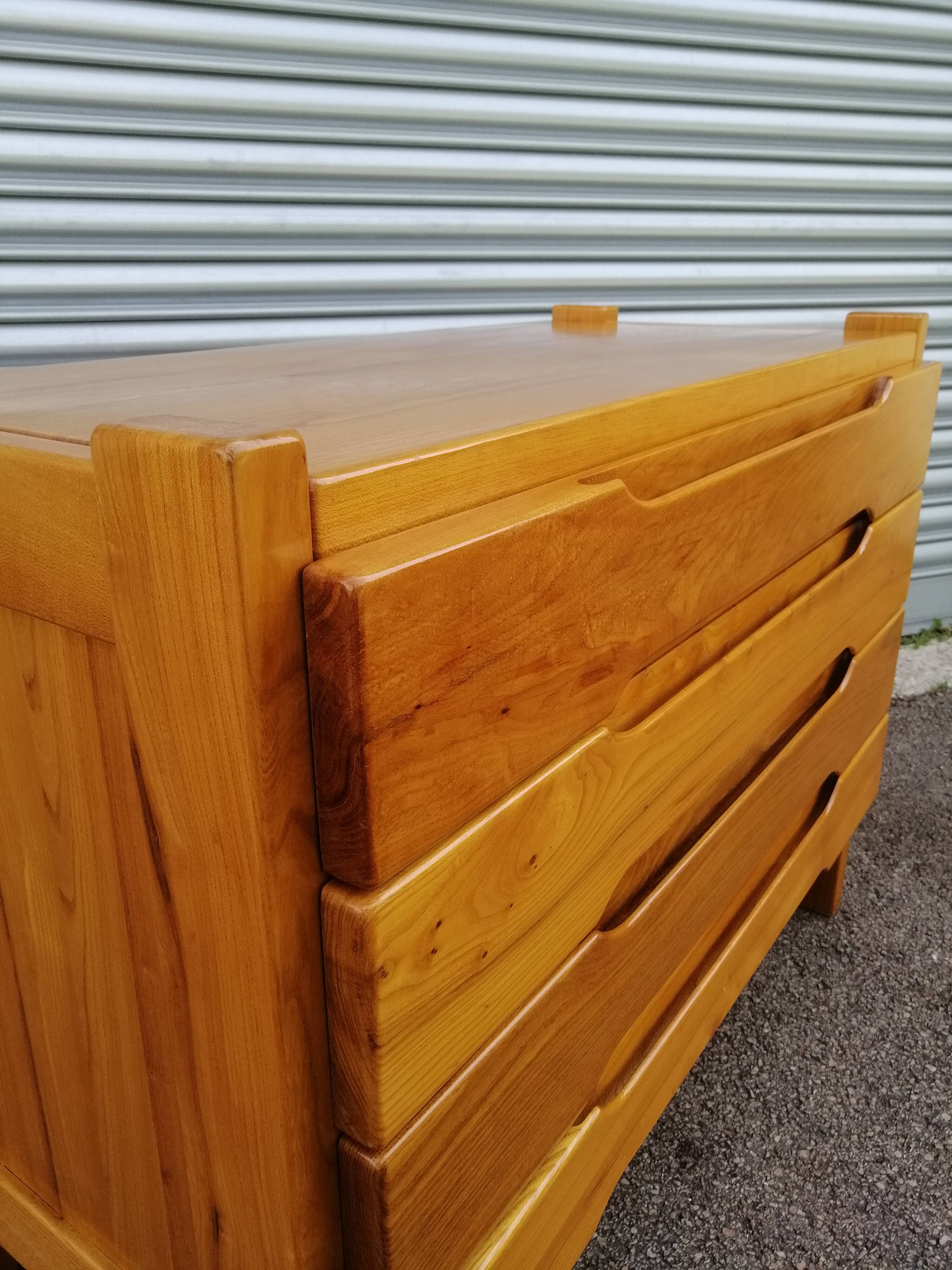 Elm dresser / Regain house