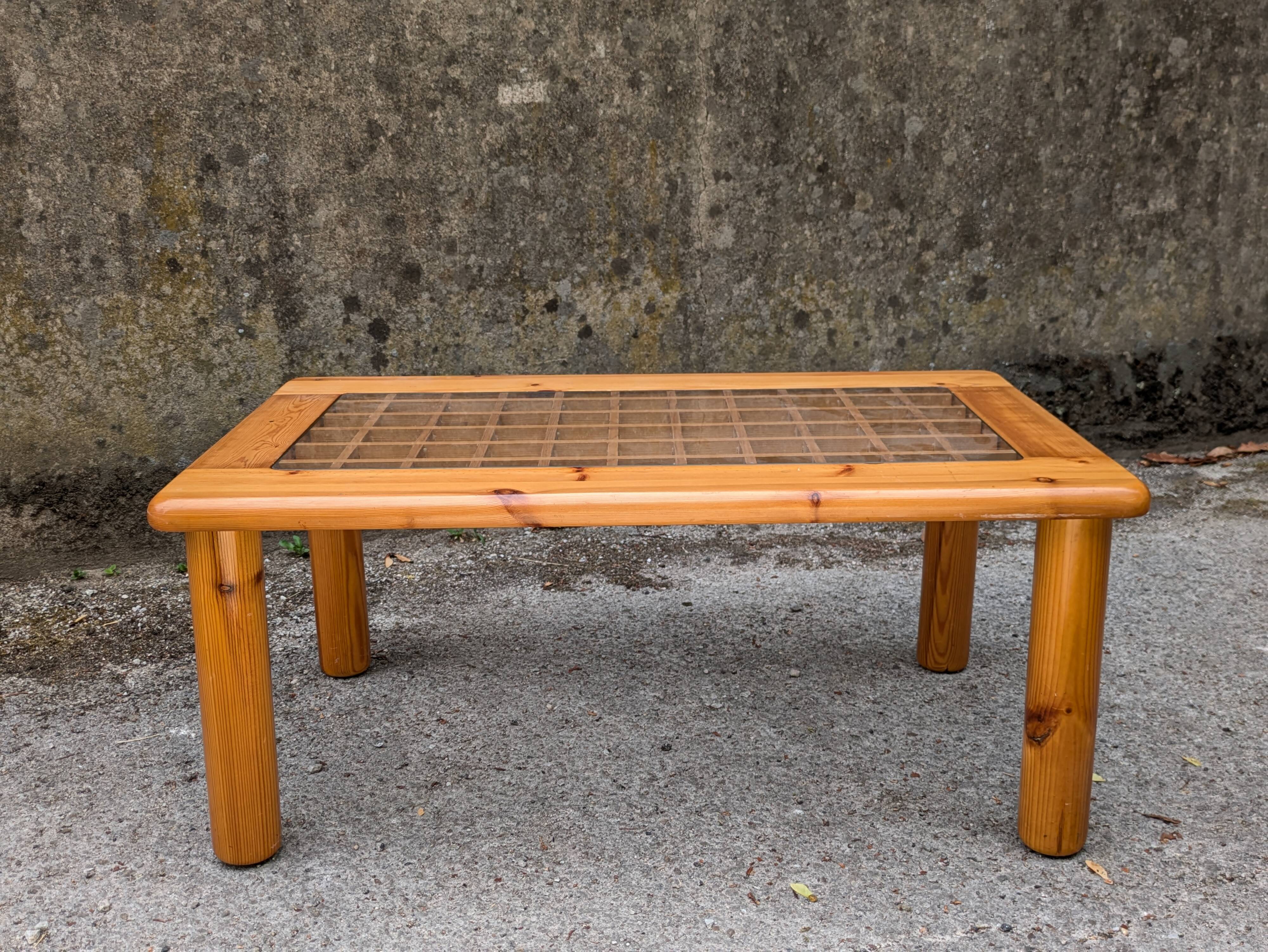 Lattice coffee table in pine and glass, France, 1980