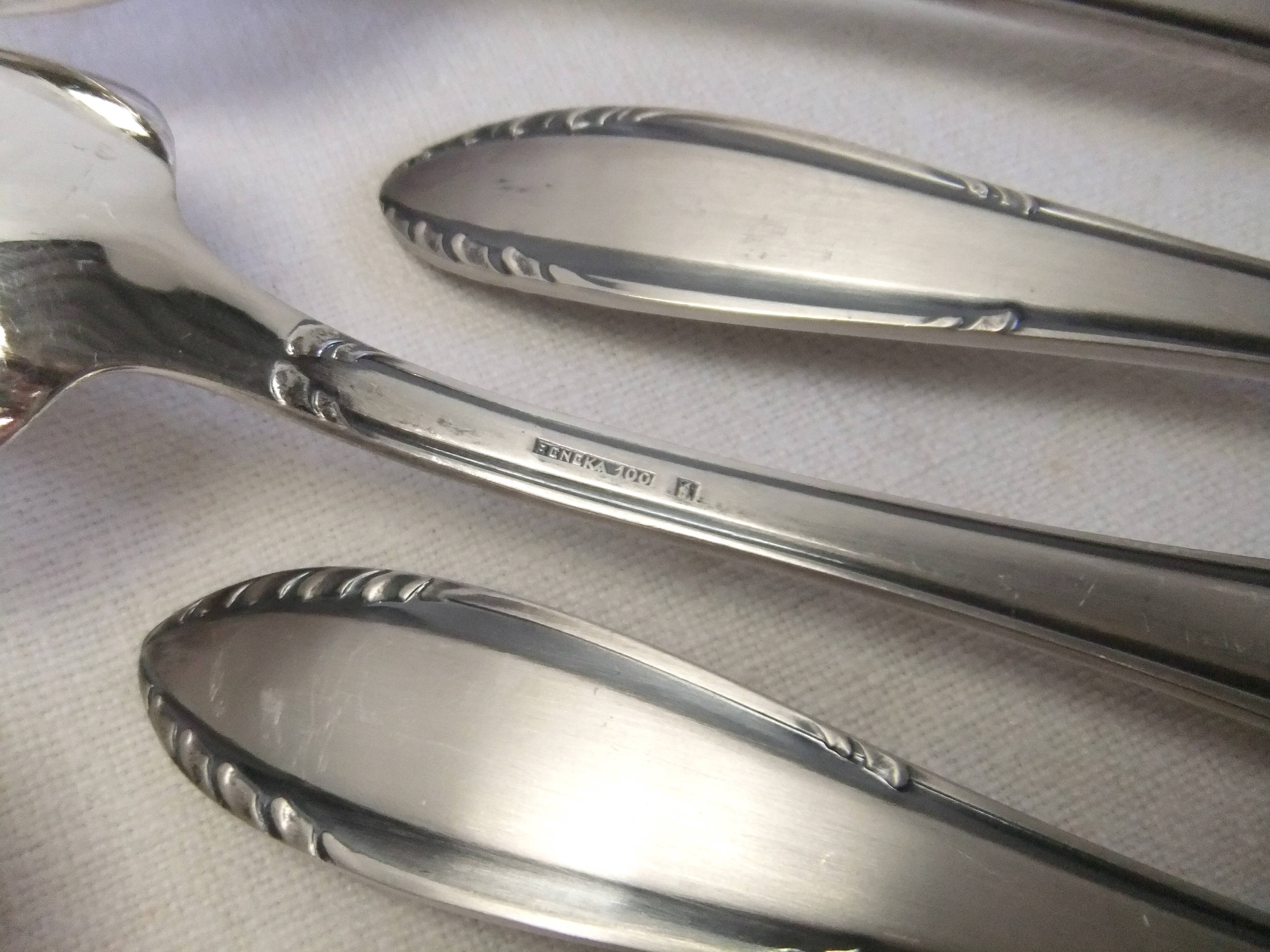 Silver plated metal spoons net service cutlery goldsmith Reneka soup