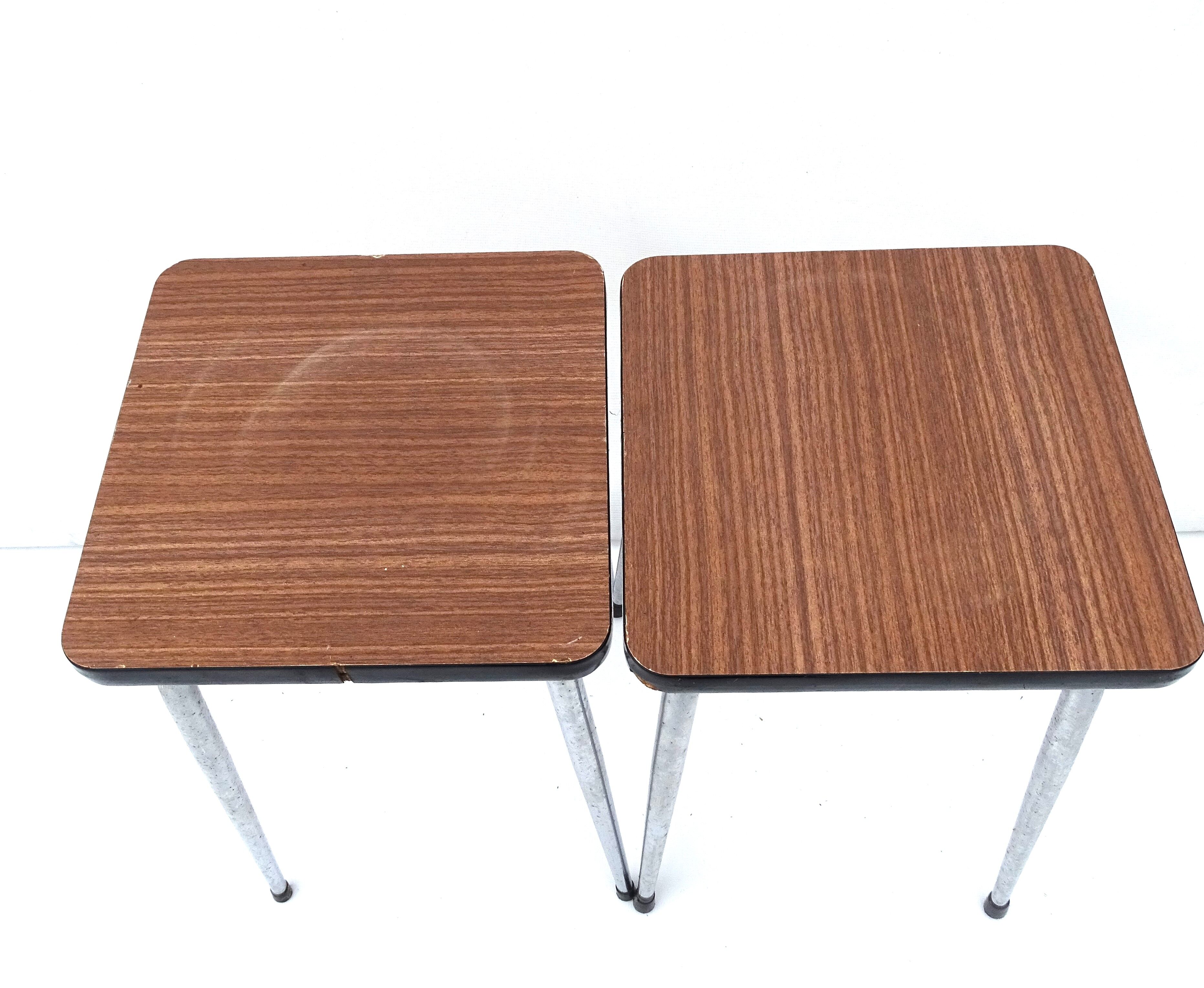 Lot 2 stools formica brown
