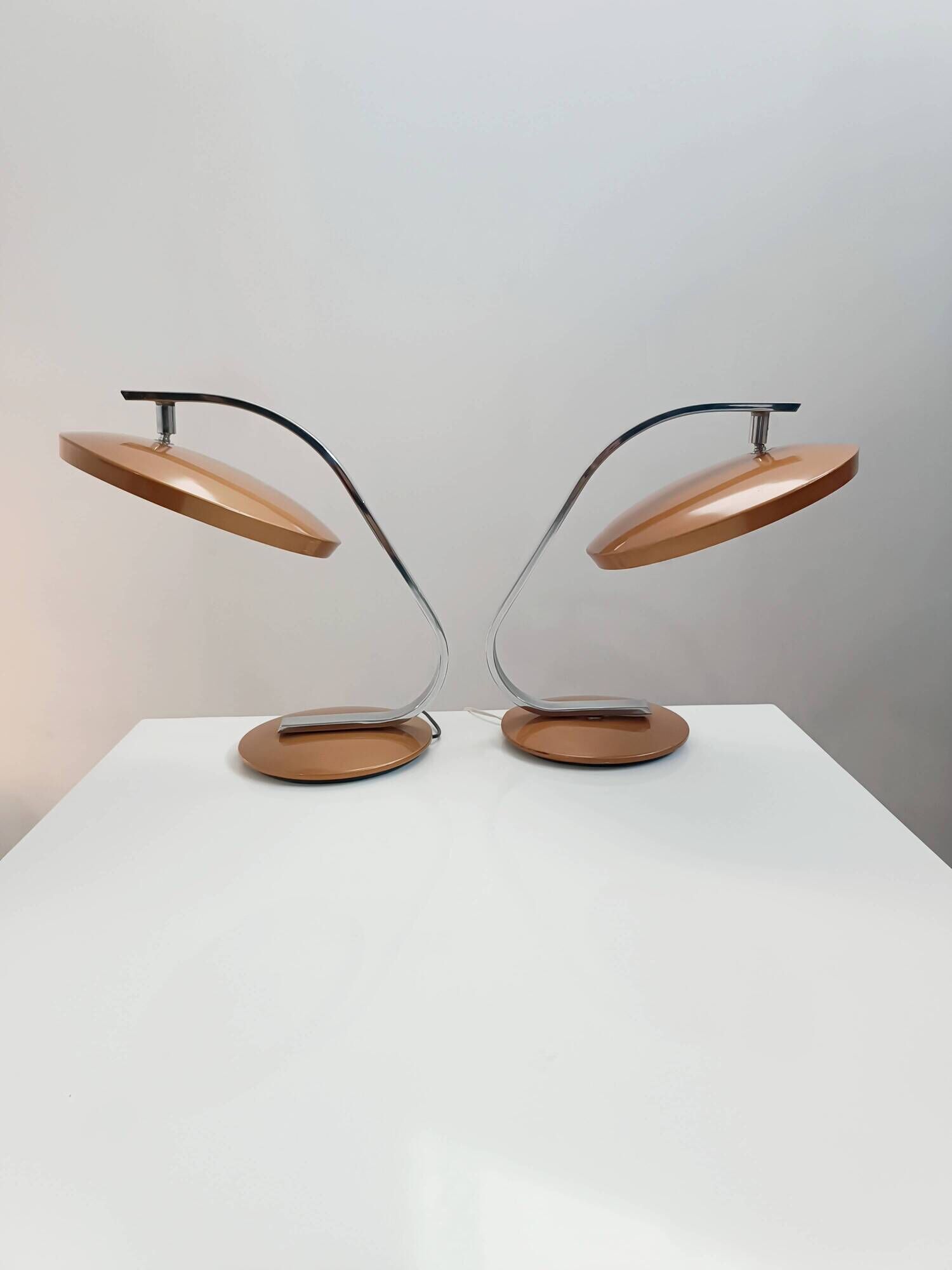 Pair of 520c lamps by LP Oliva for Fase 1970s
