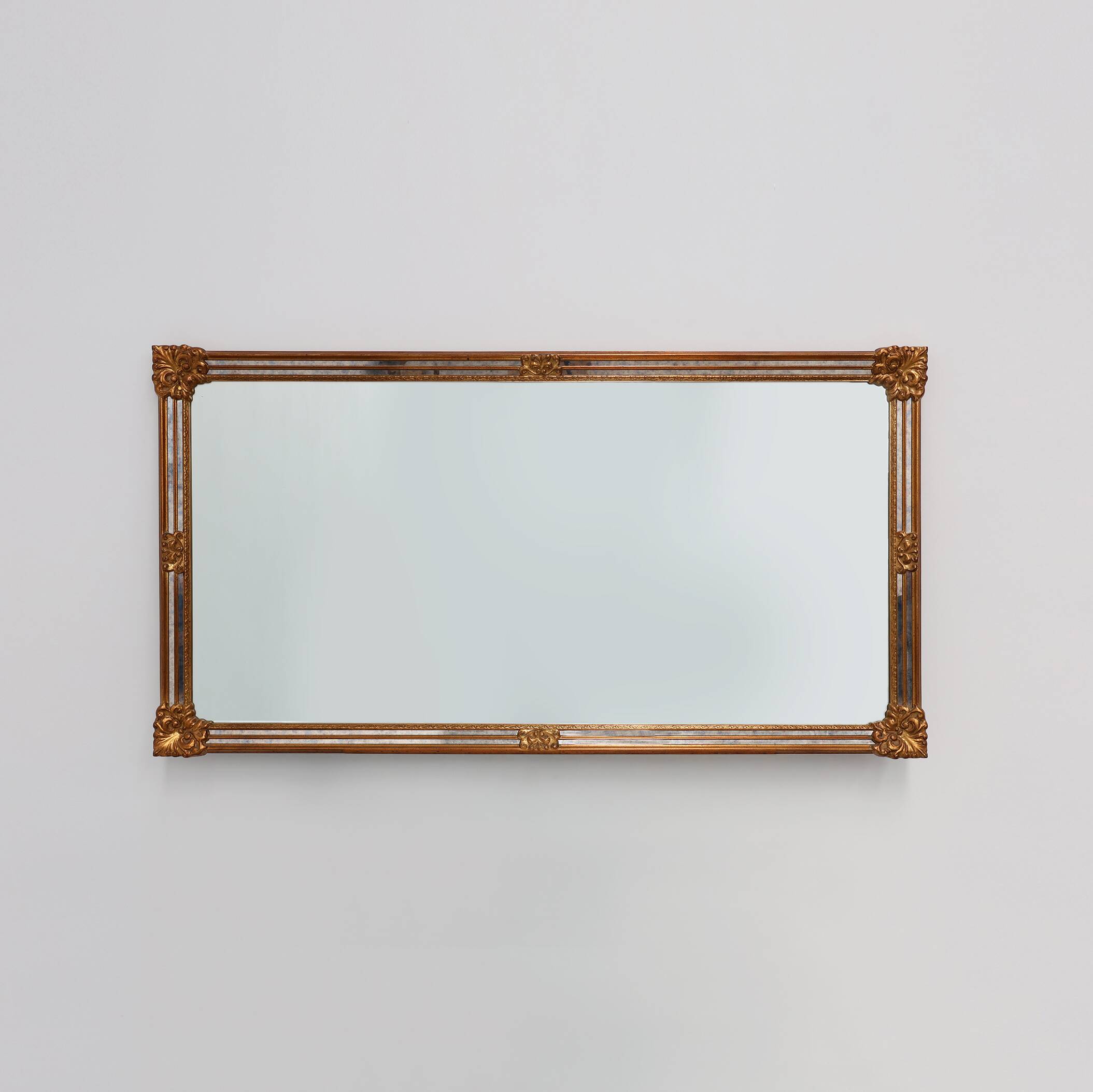 Large 20th century rectangle gilded Deknudt mirror in Baroque style, Belgiu